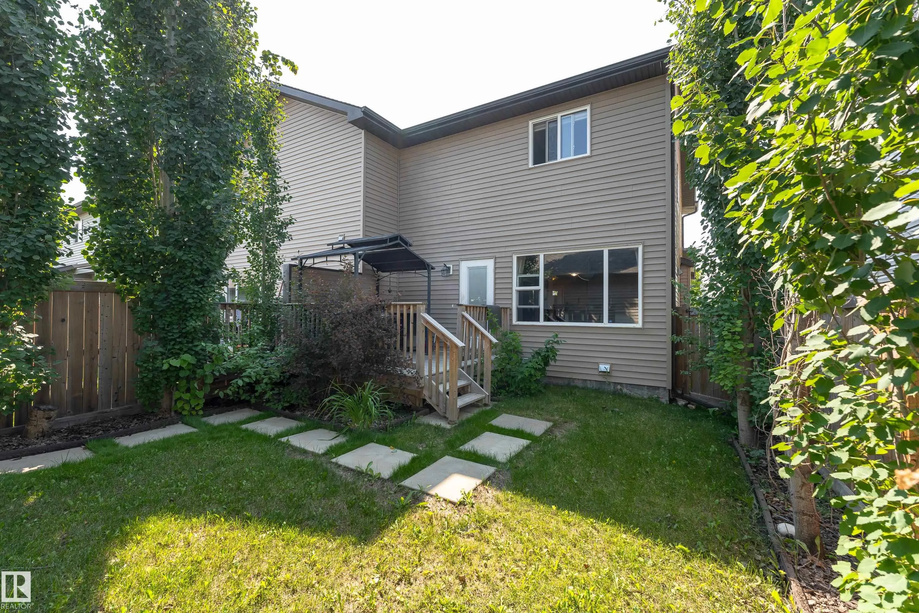 2338 GLENRIDDING Boulevard