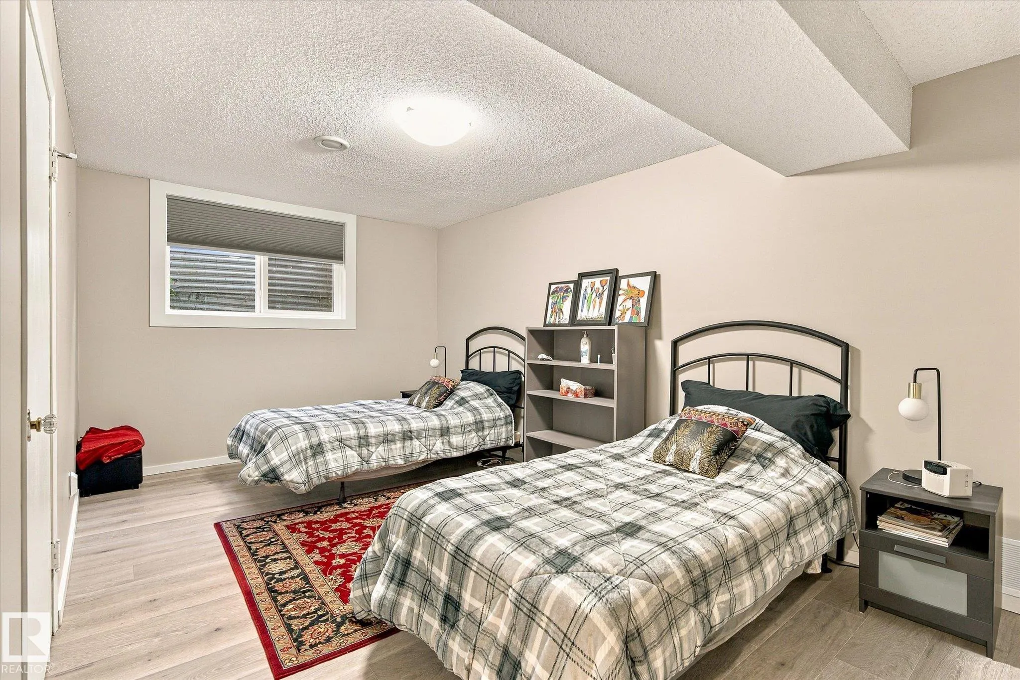 13862 Ravine Drive
