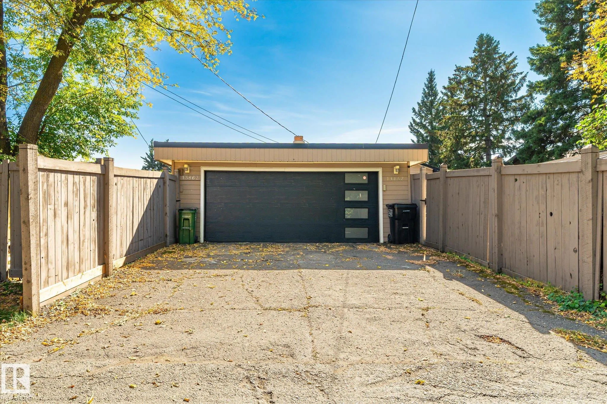 13862 Ravine Drive