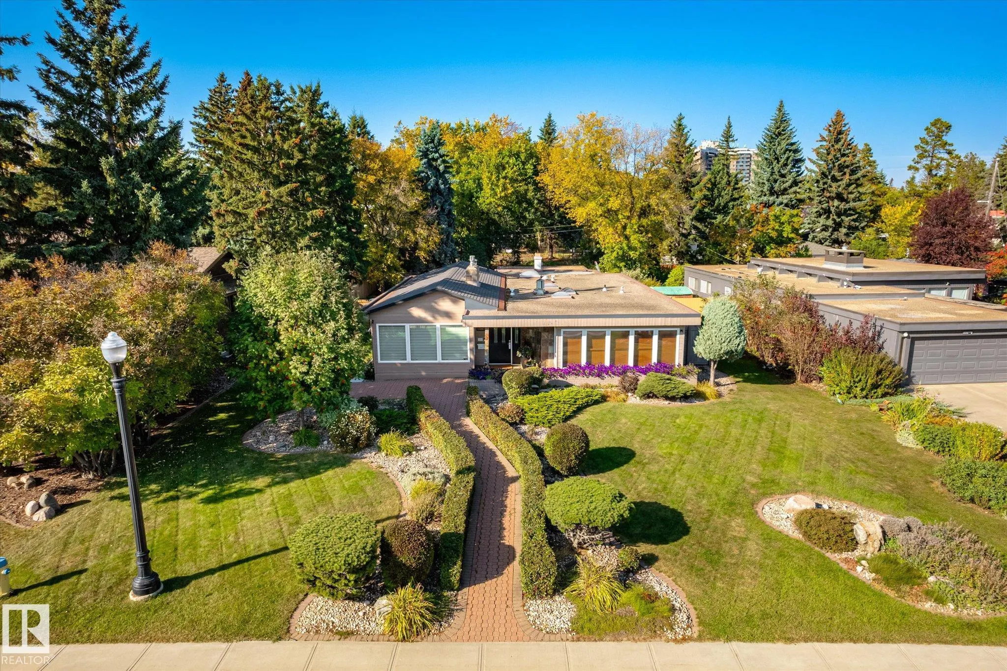 13862 Ravine Drive