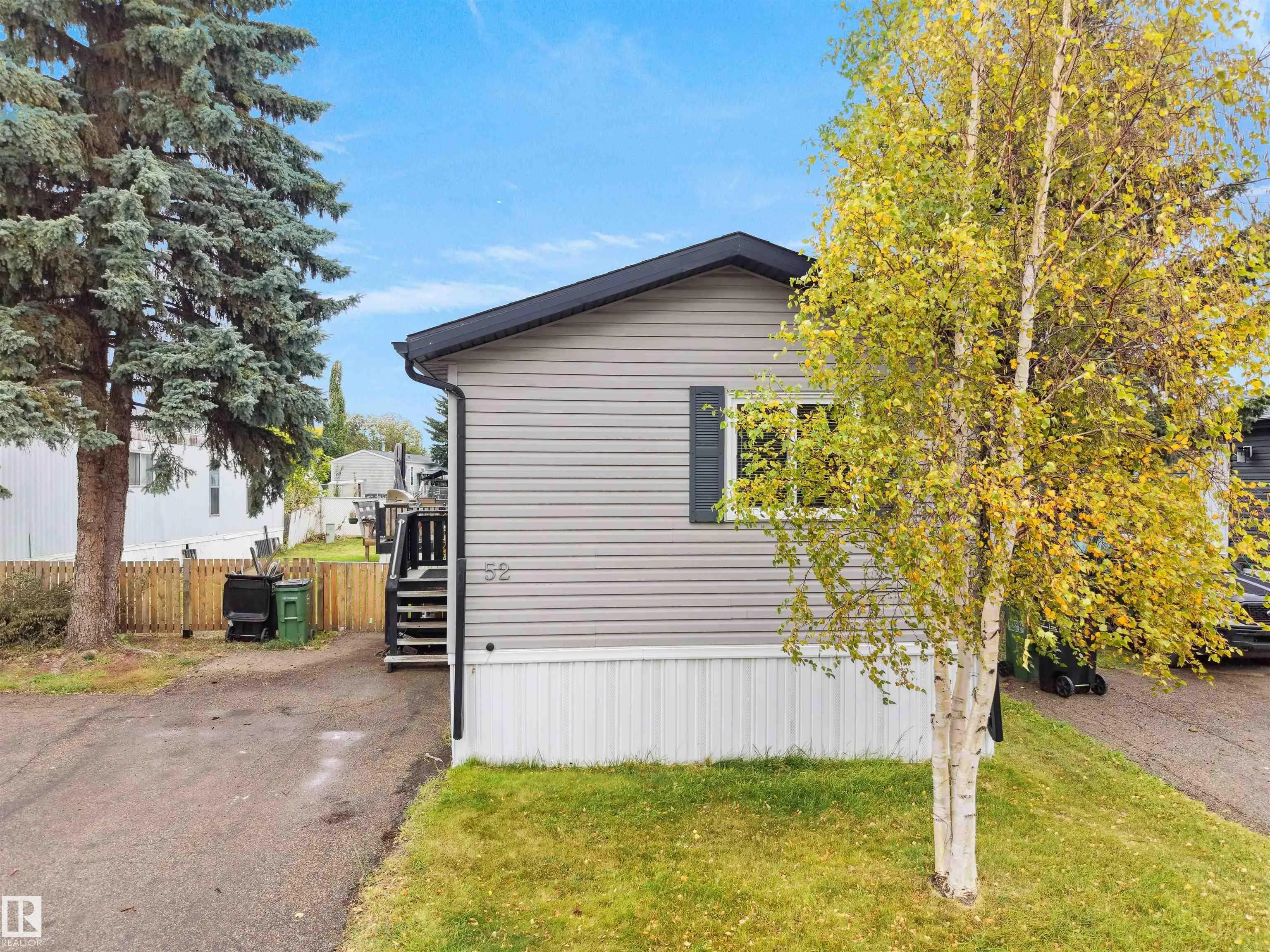 52 Evergreen Park
