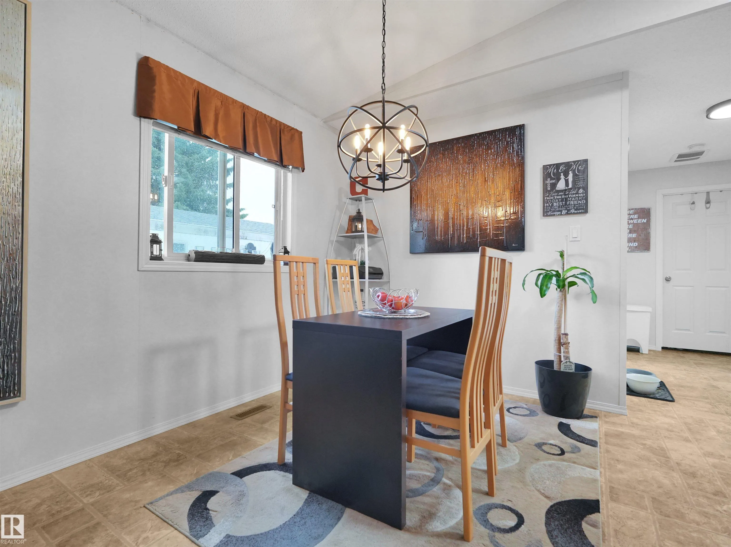 52 Evergreen Park