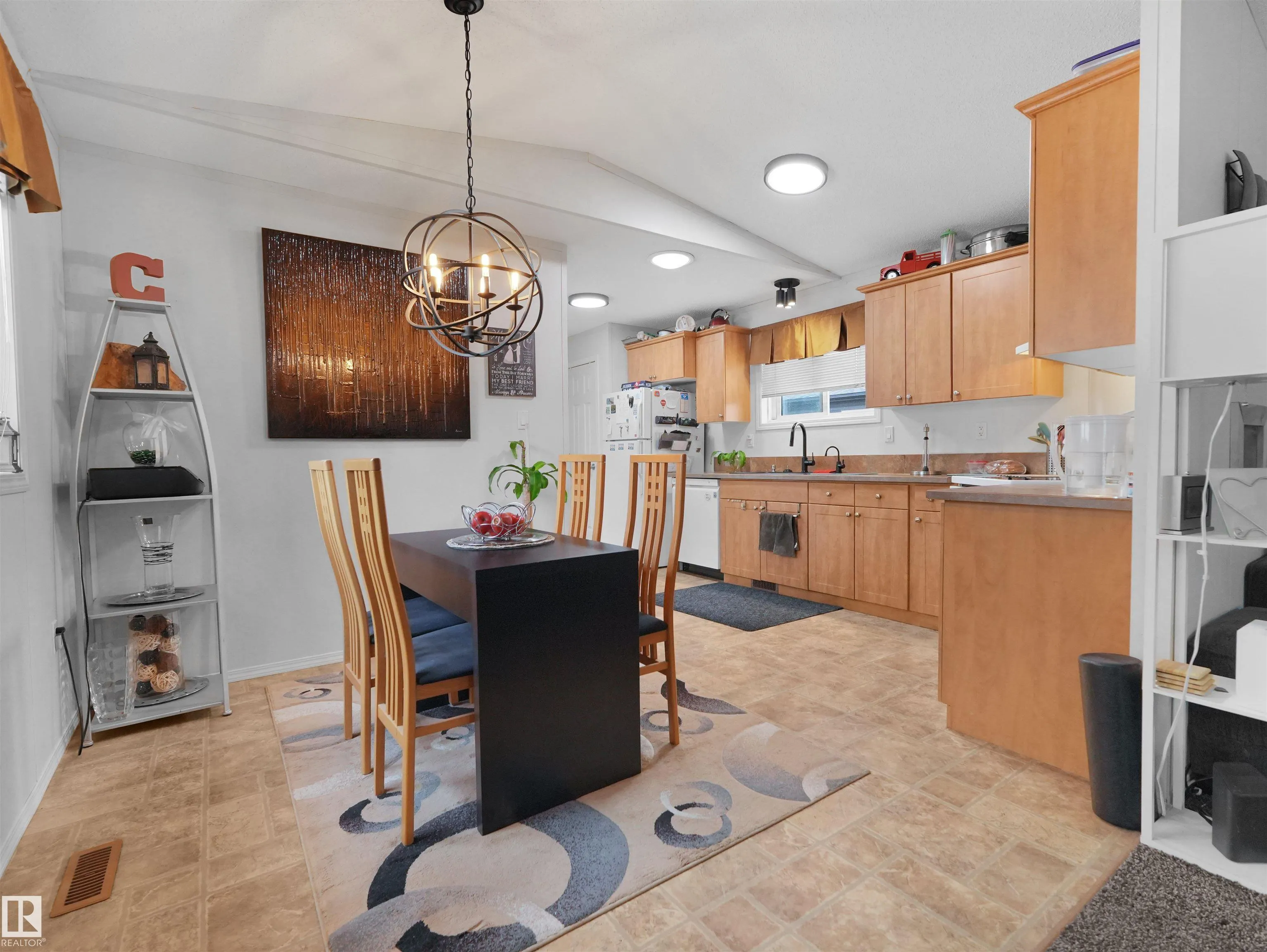 52 Evergreen Park