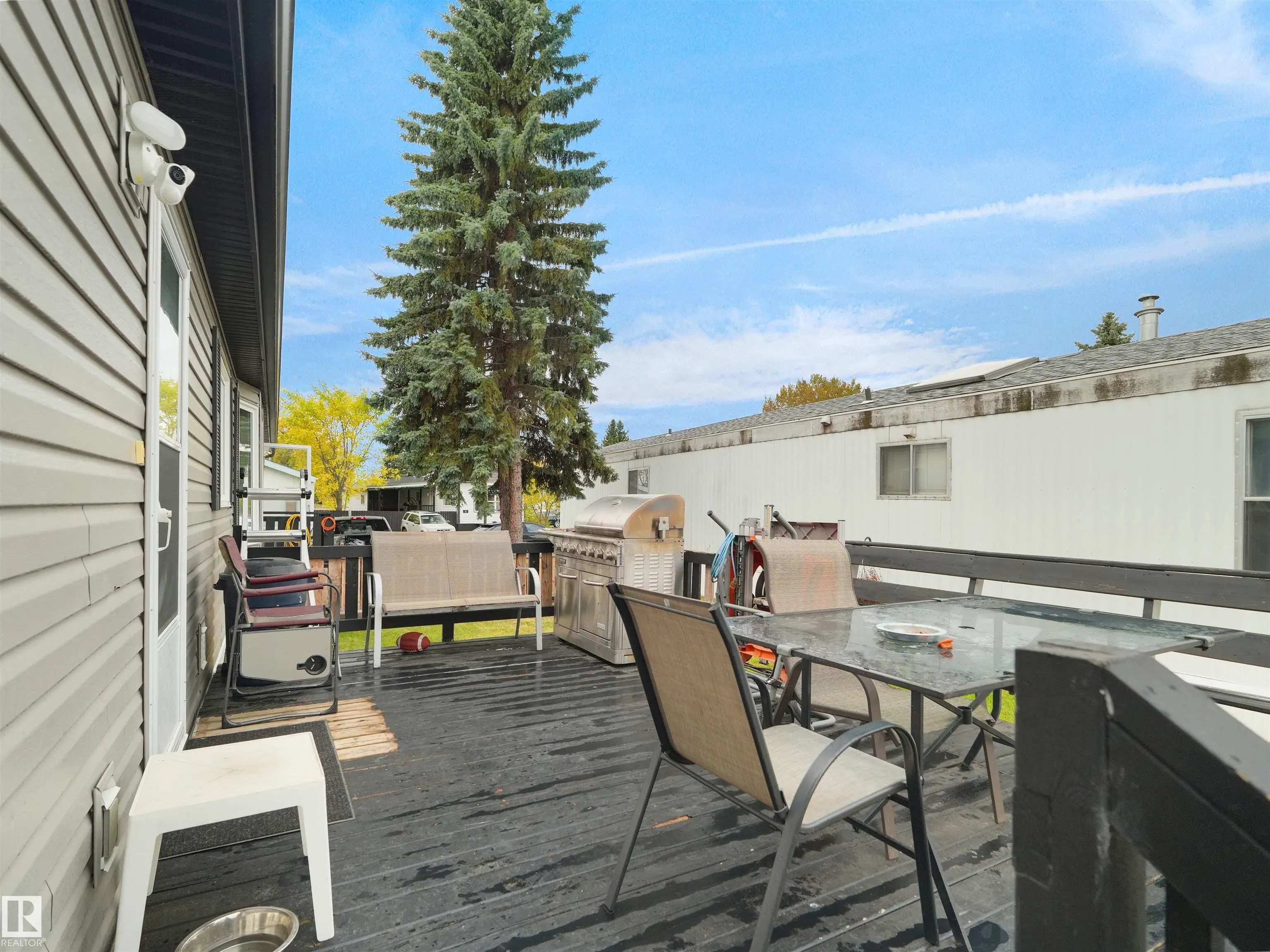 52 Evergreen Park