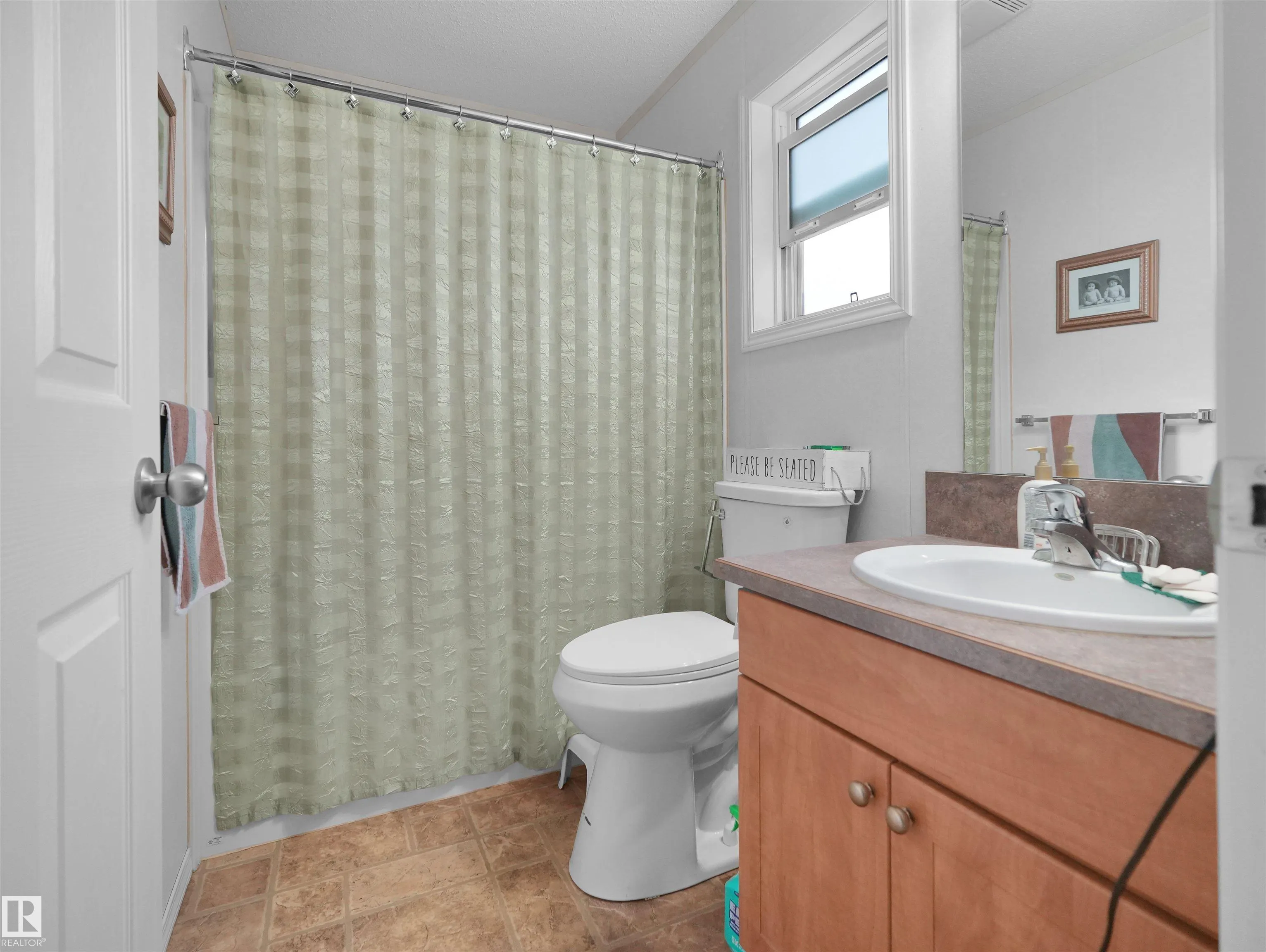 52 Evergreen Park