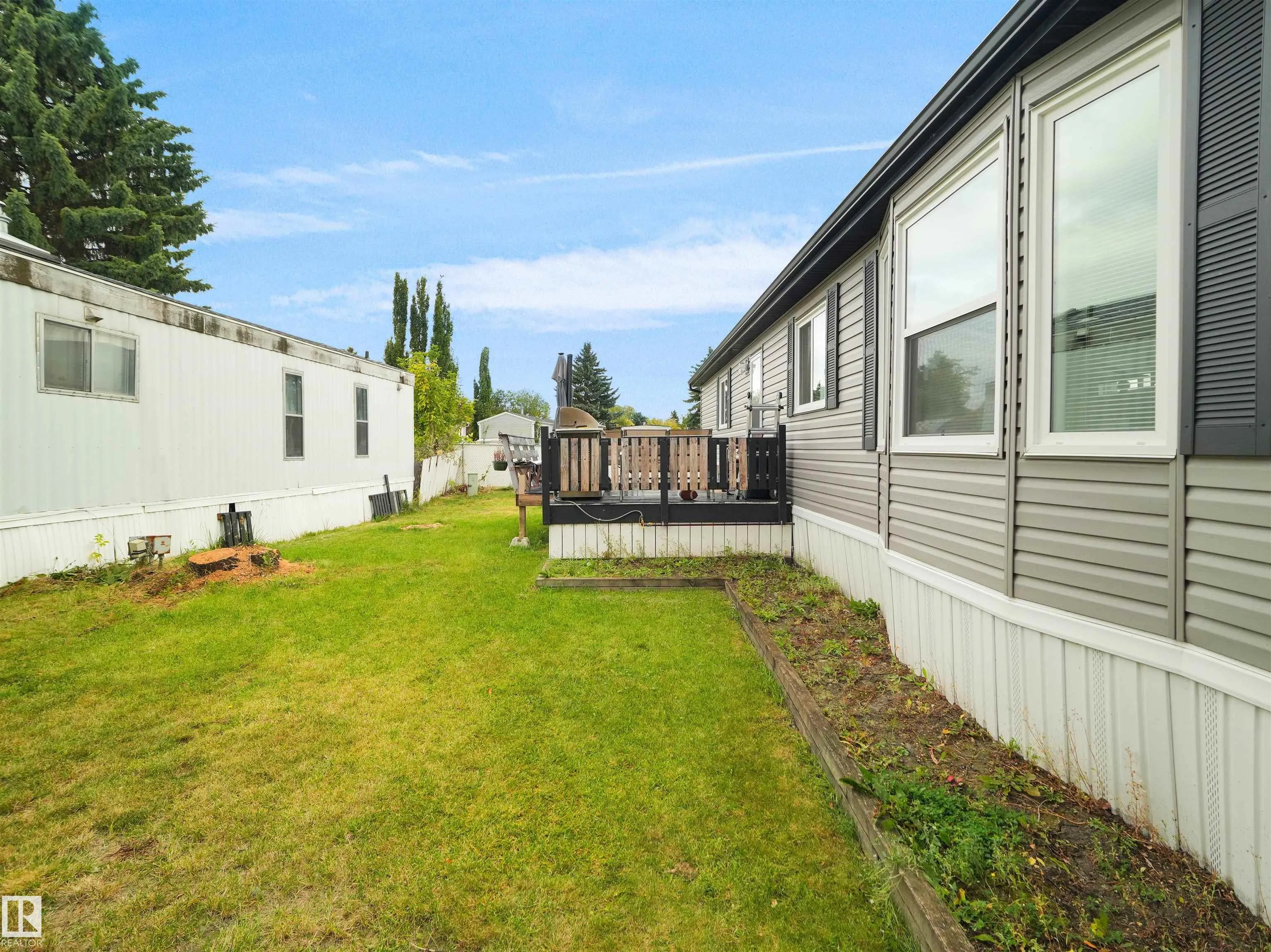 52 Evergreen Park