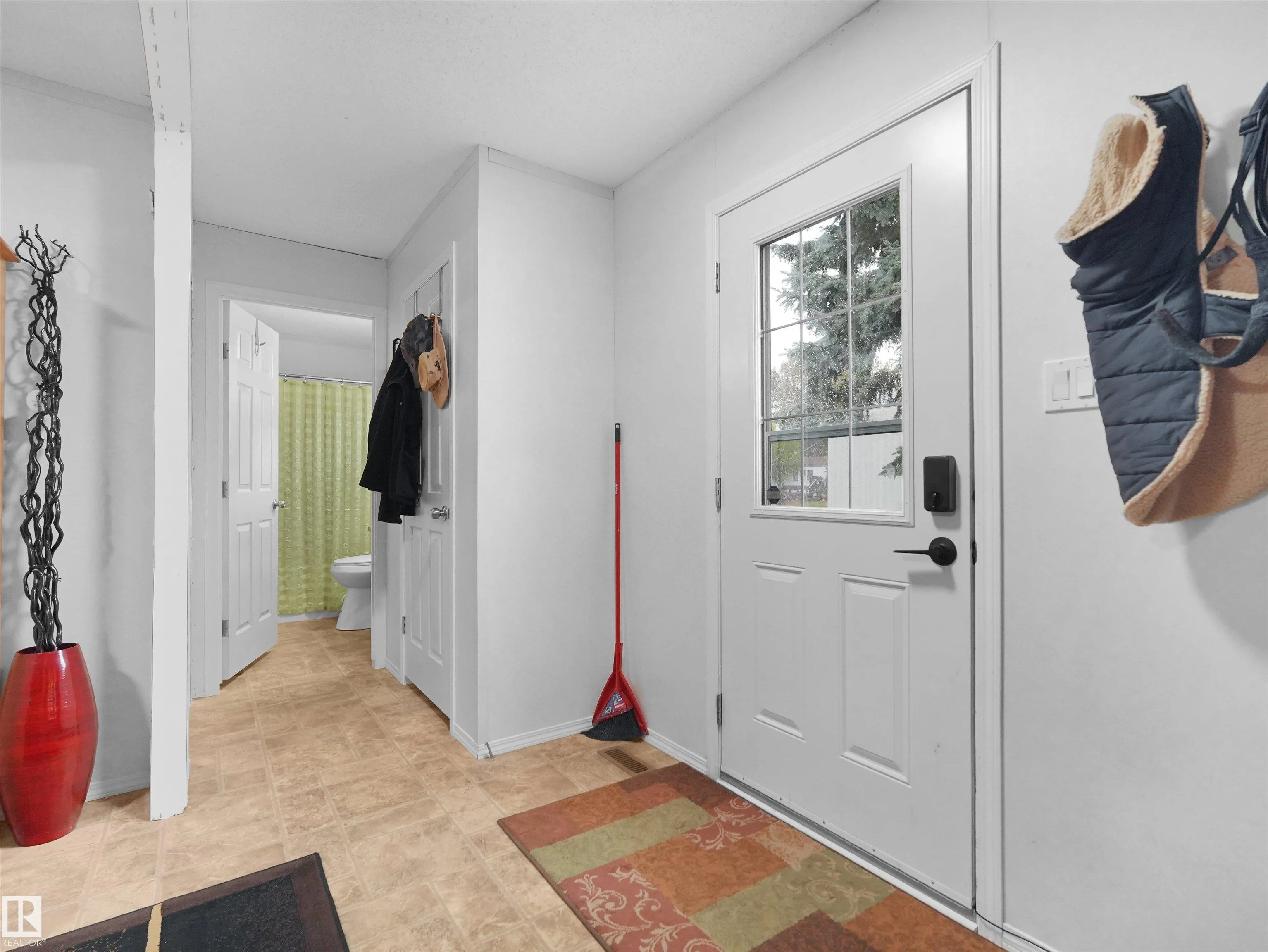 52 Evergreen Park