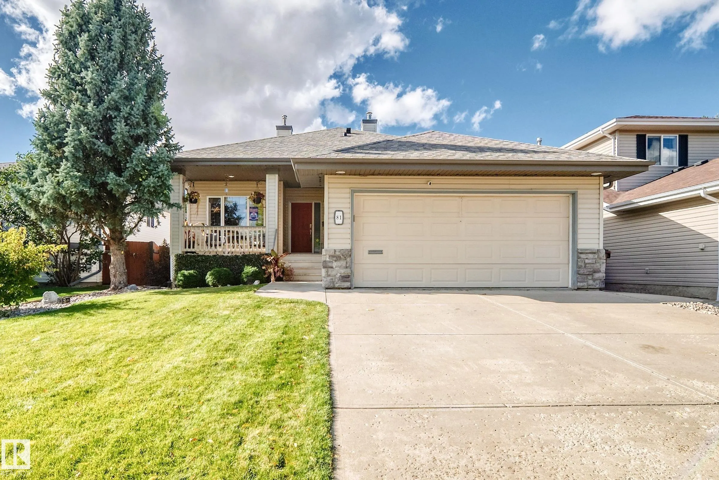 81 DUNFIELD Crescent