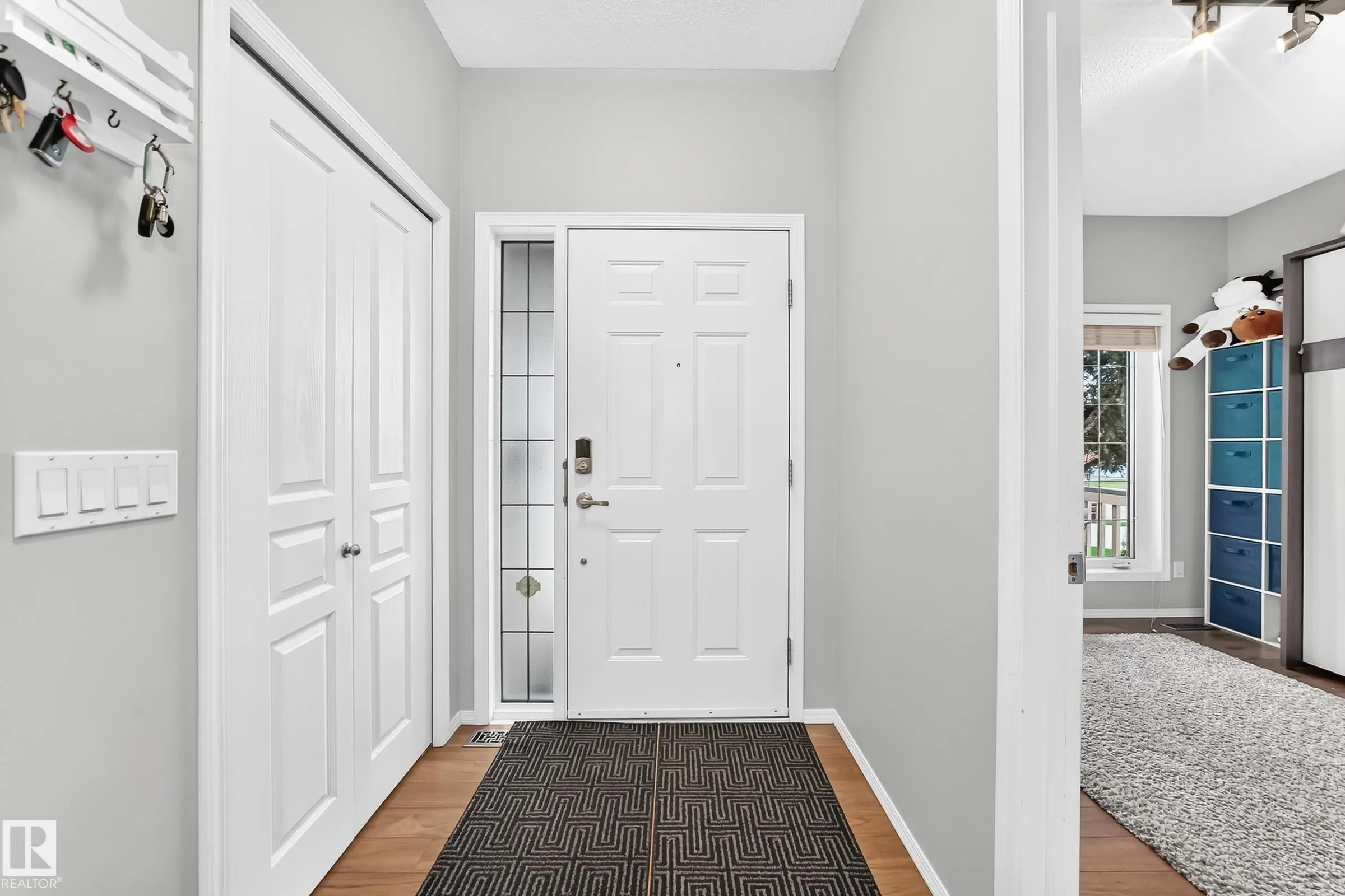 81 DUNFIELD Crescent
