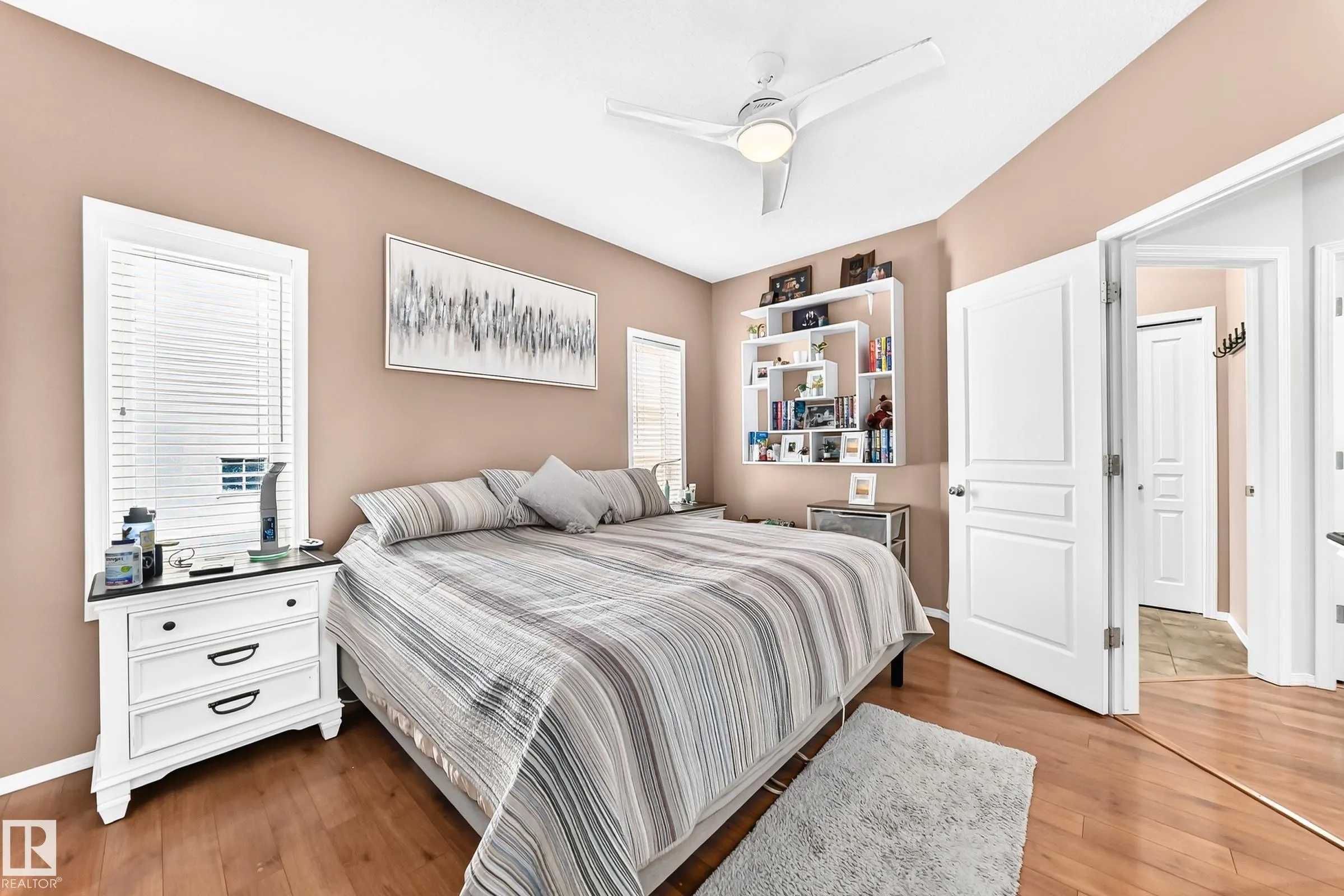 81 DUNFIELD Crescent