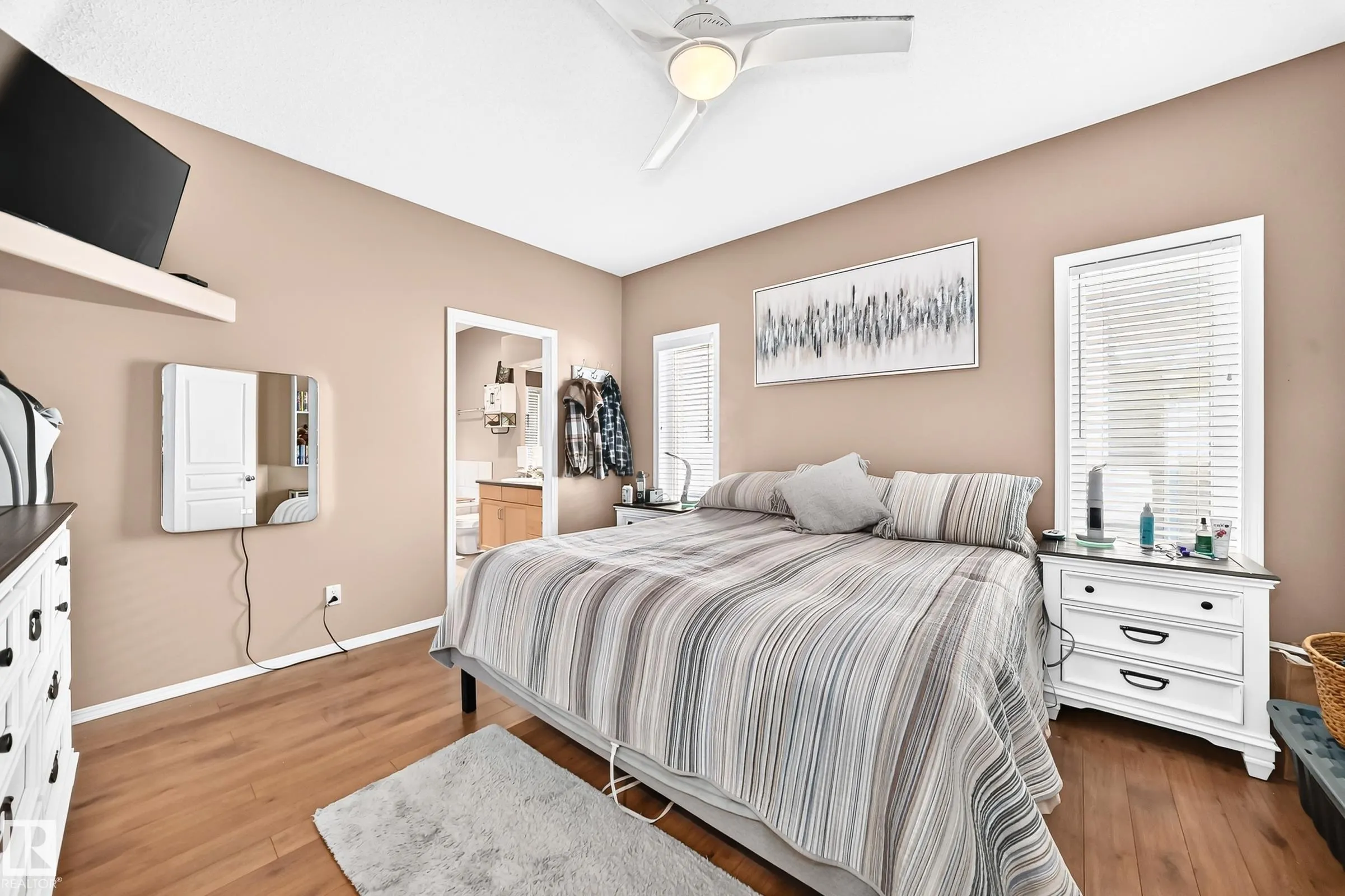 81 DUNFIELD Crescent