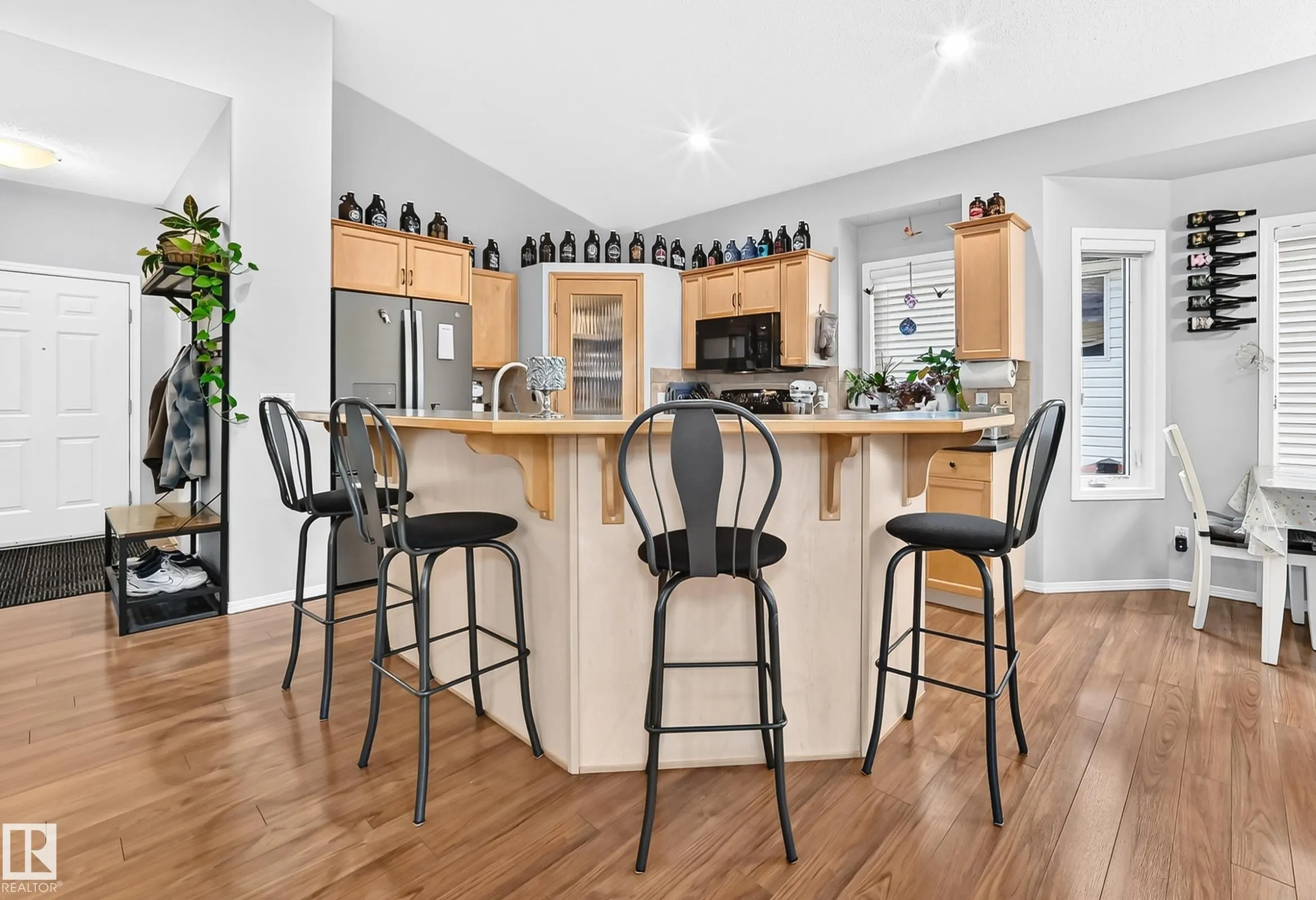 81 DUNFIELD Crescent
