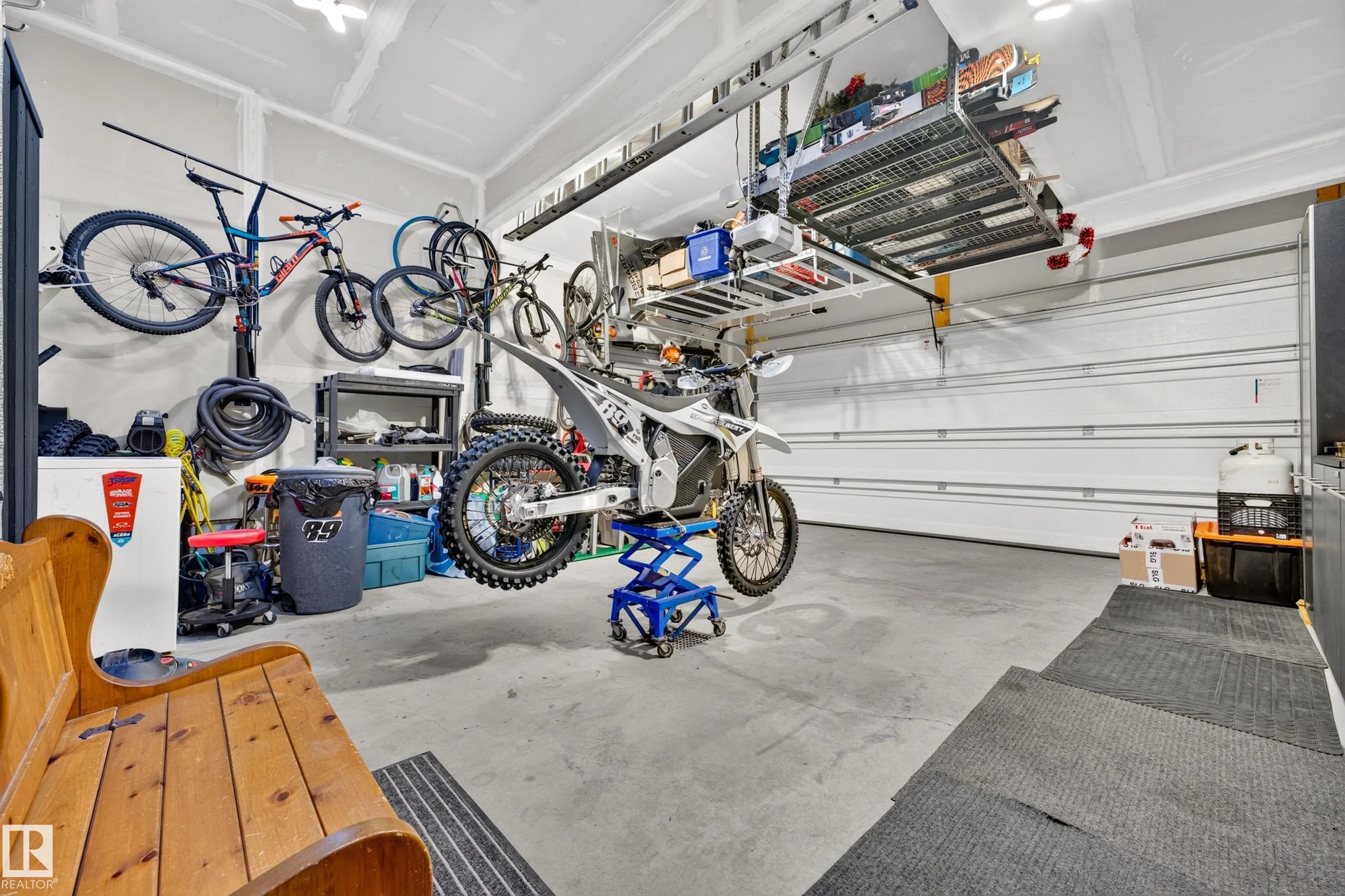 457 STILL CREEK Crescent