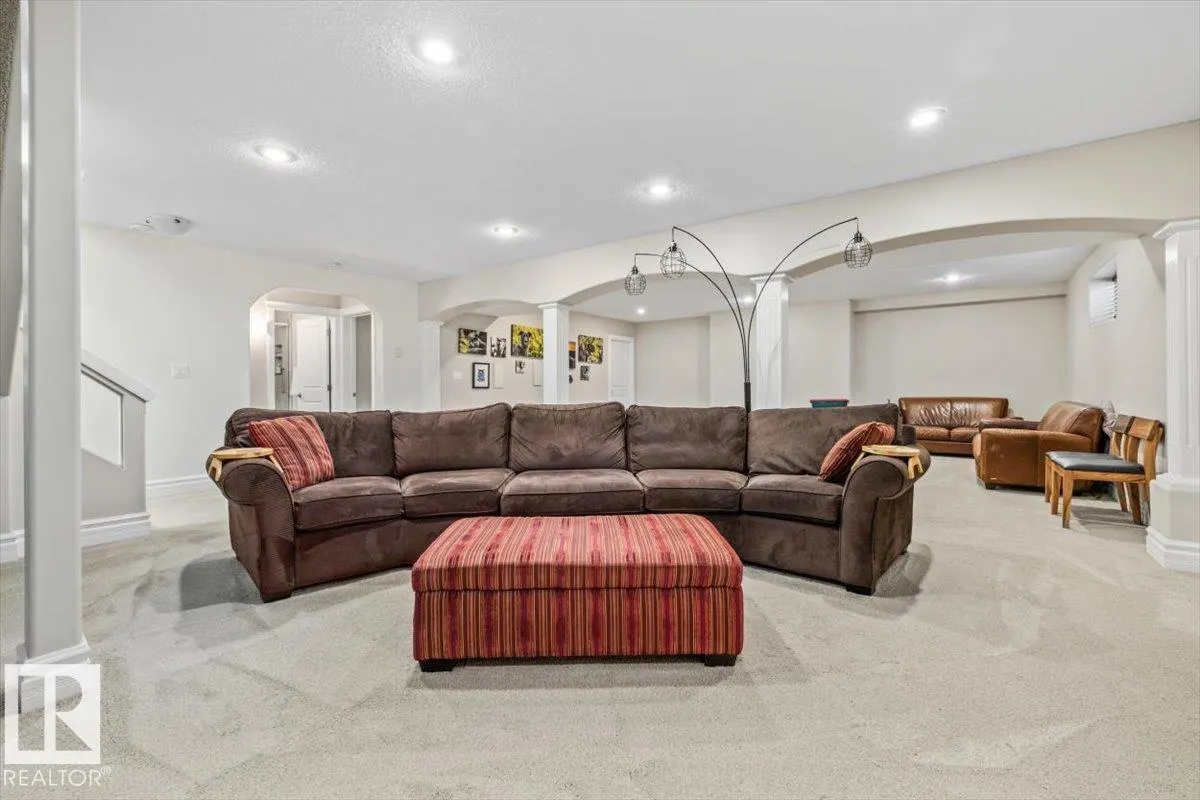 60 LAFLEUR Drive