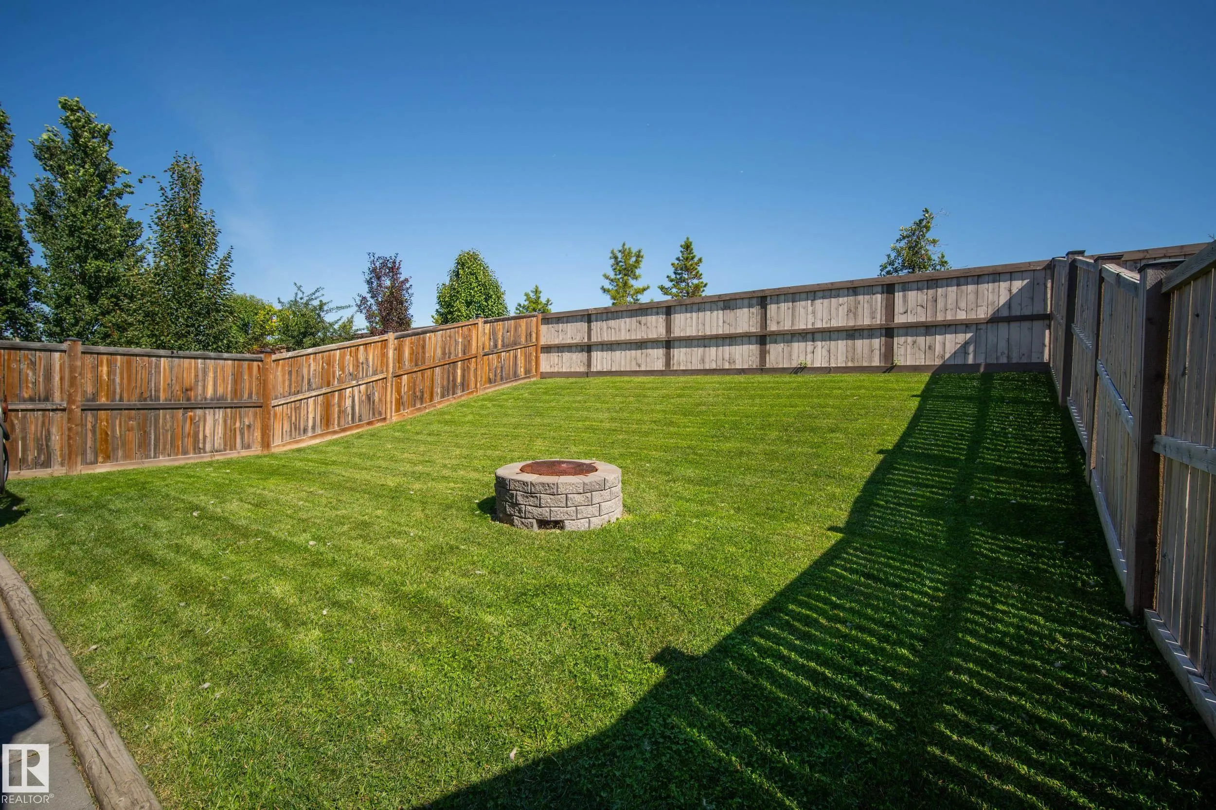 89 SUMMERSTONE Lane