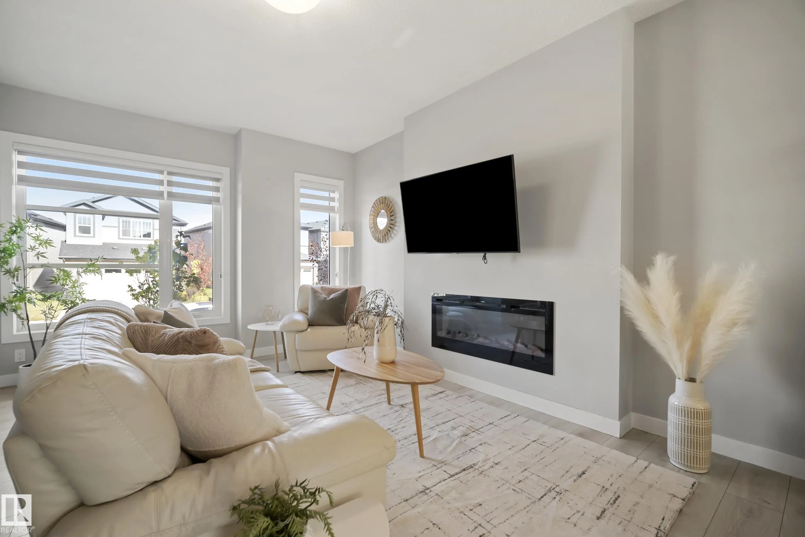 7437 CREIGHTON Place