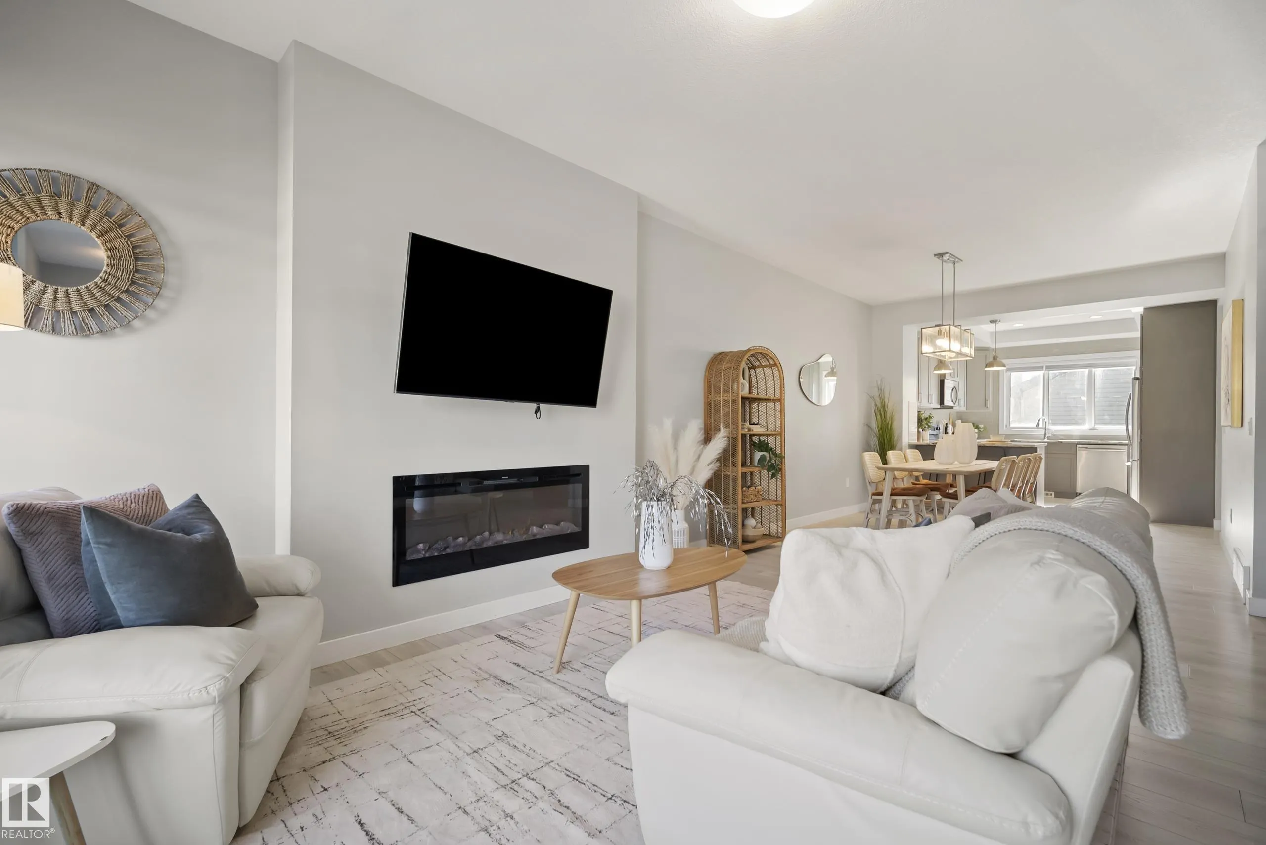 7437 CREIGHTON Place