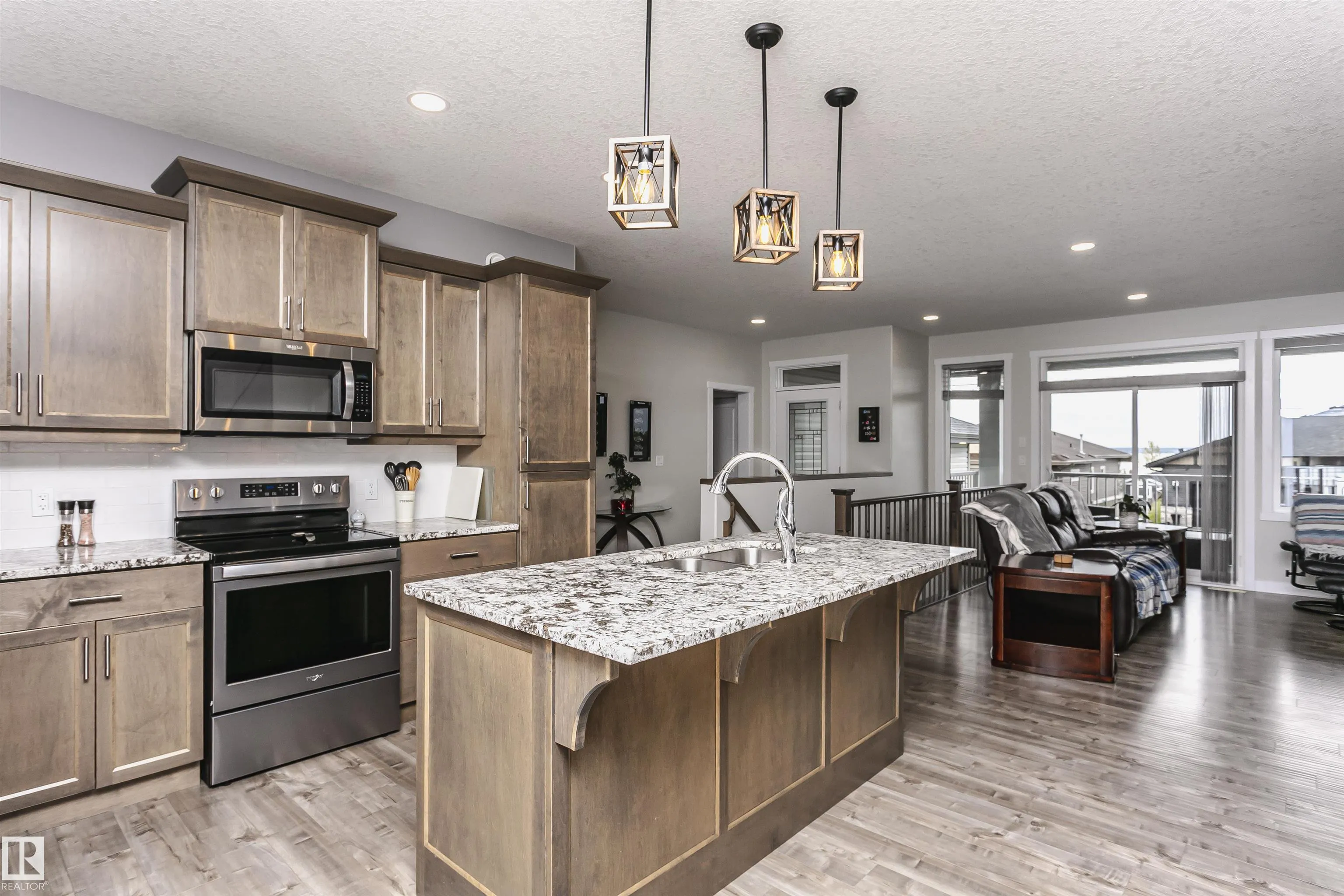 611 55101 STE ANNE TRAIL