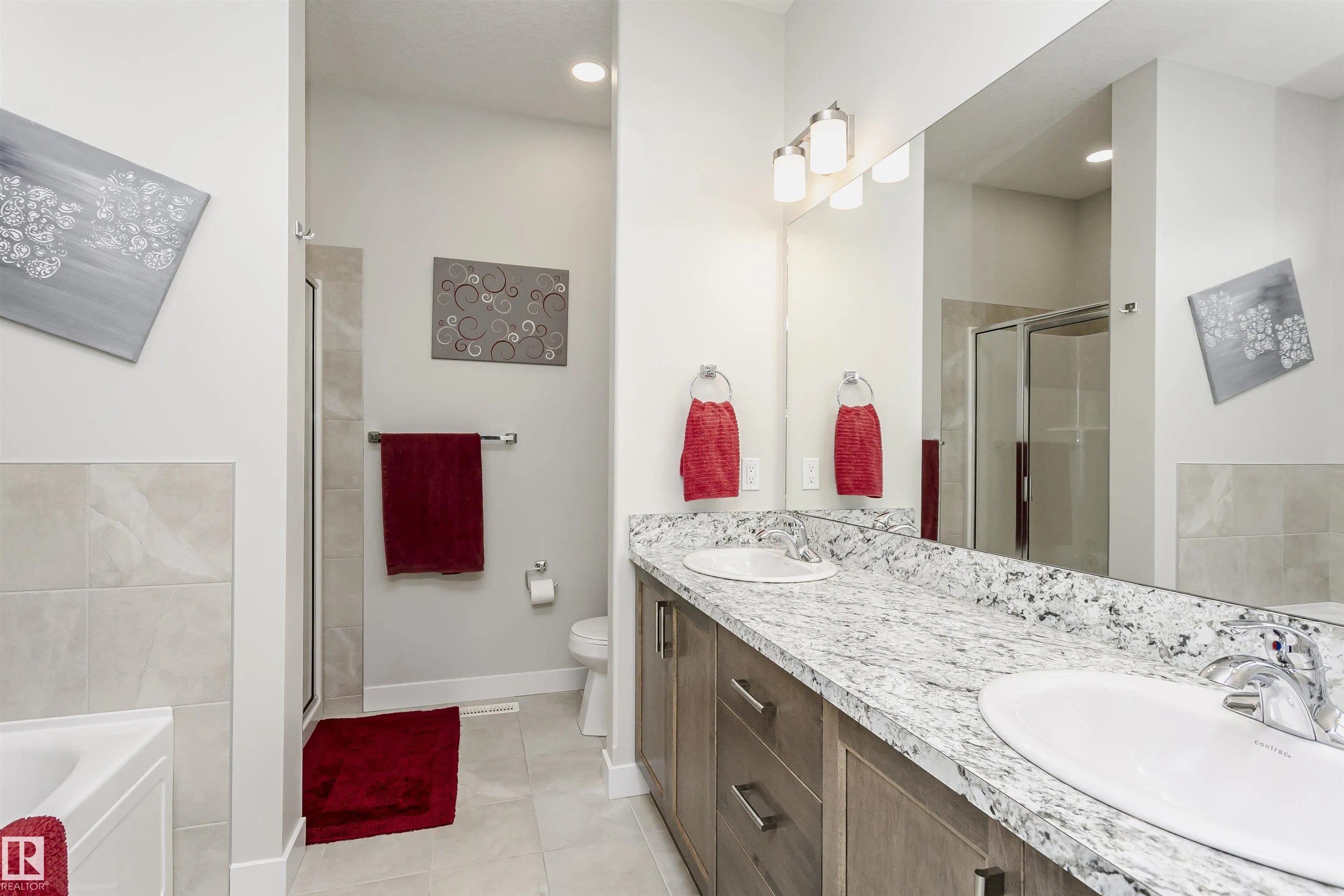 611 55101 STE ANNE TRAIL