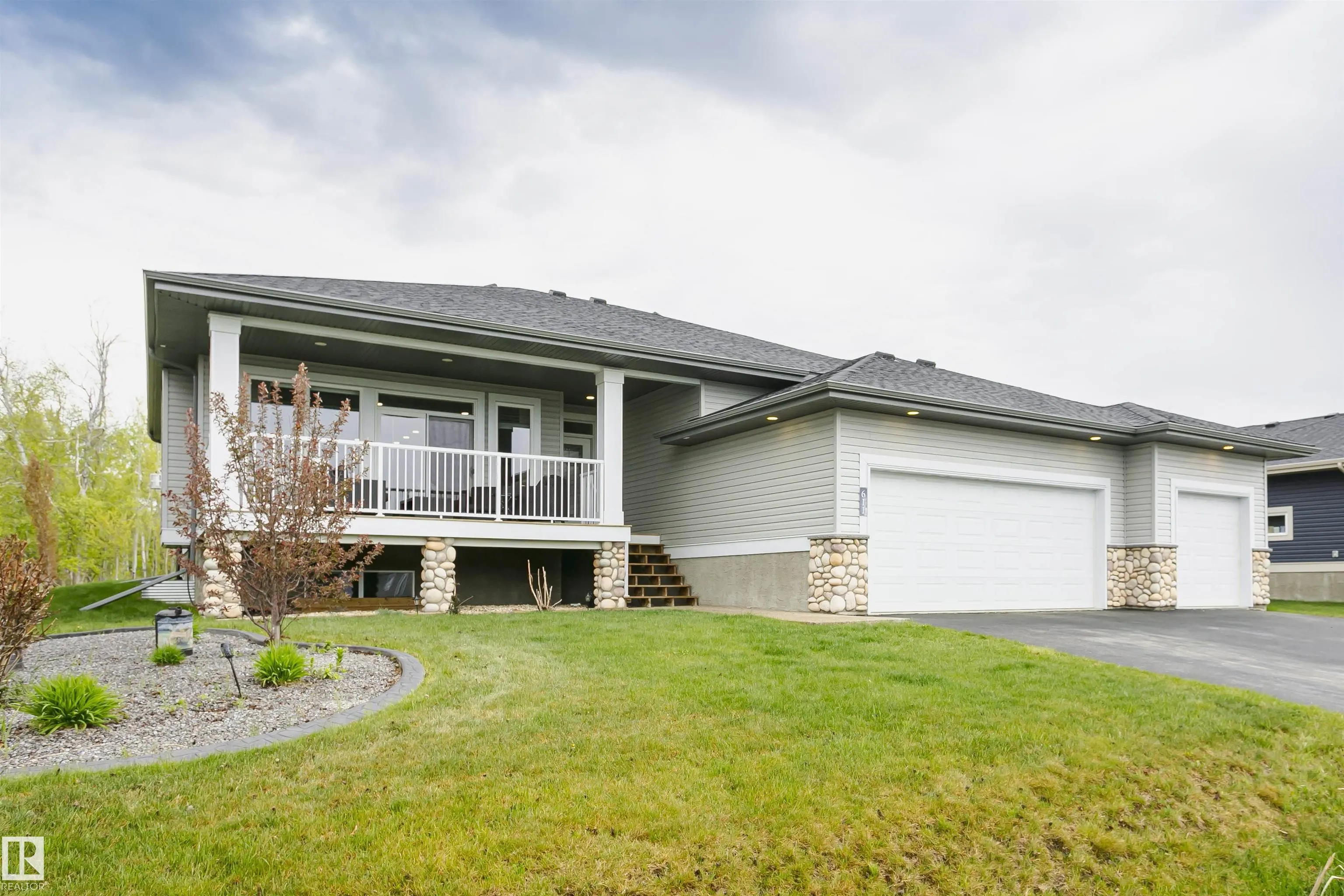 611 55101 STE ANNE TRAIL