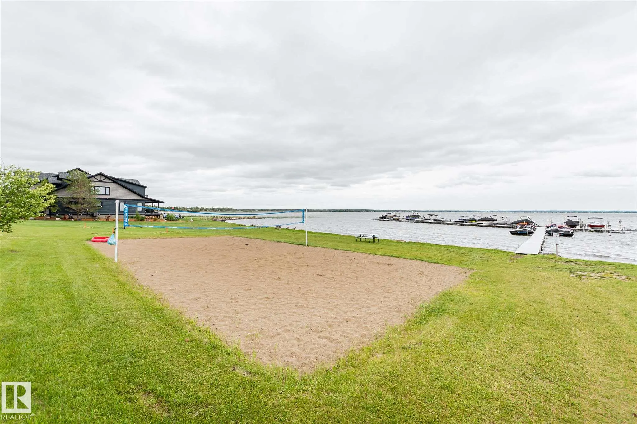 611 55101 STE ANNE TRAIL