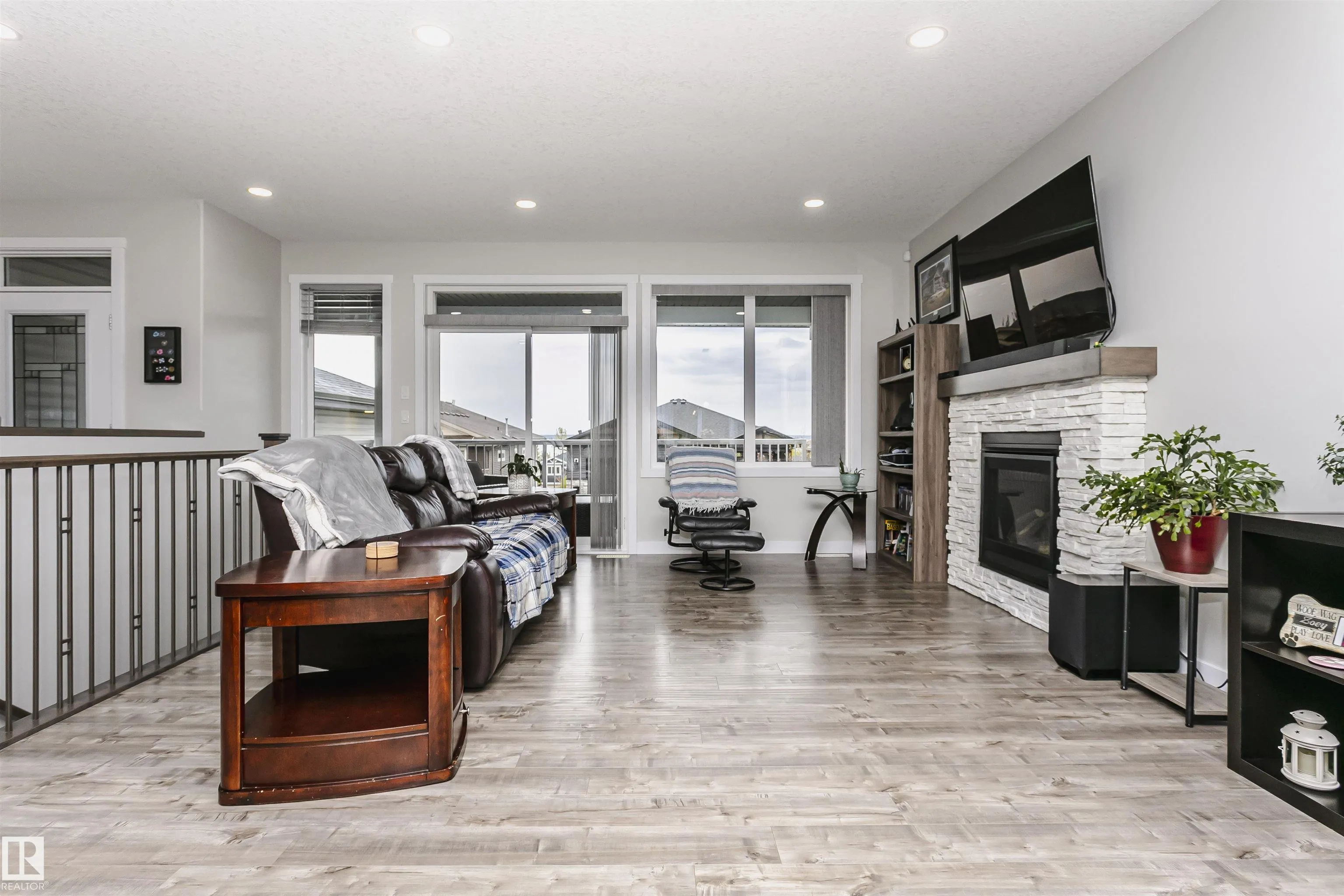611 55101 STE ANNE TRAIL
