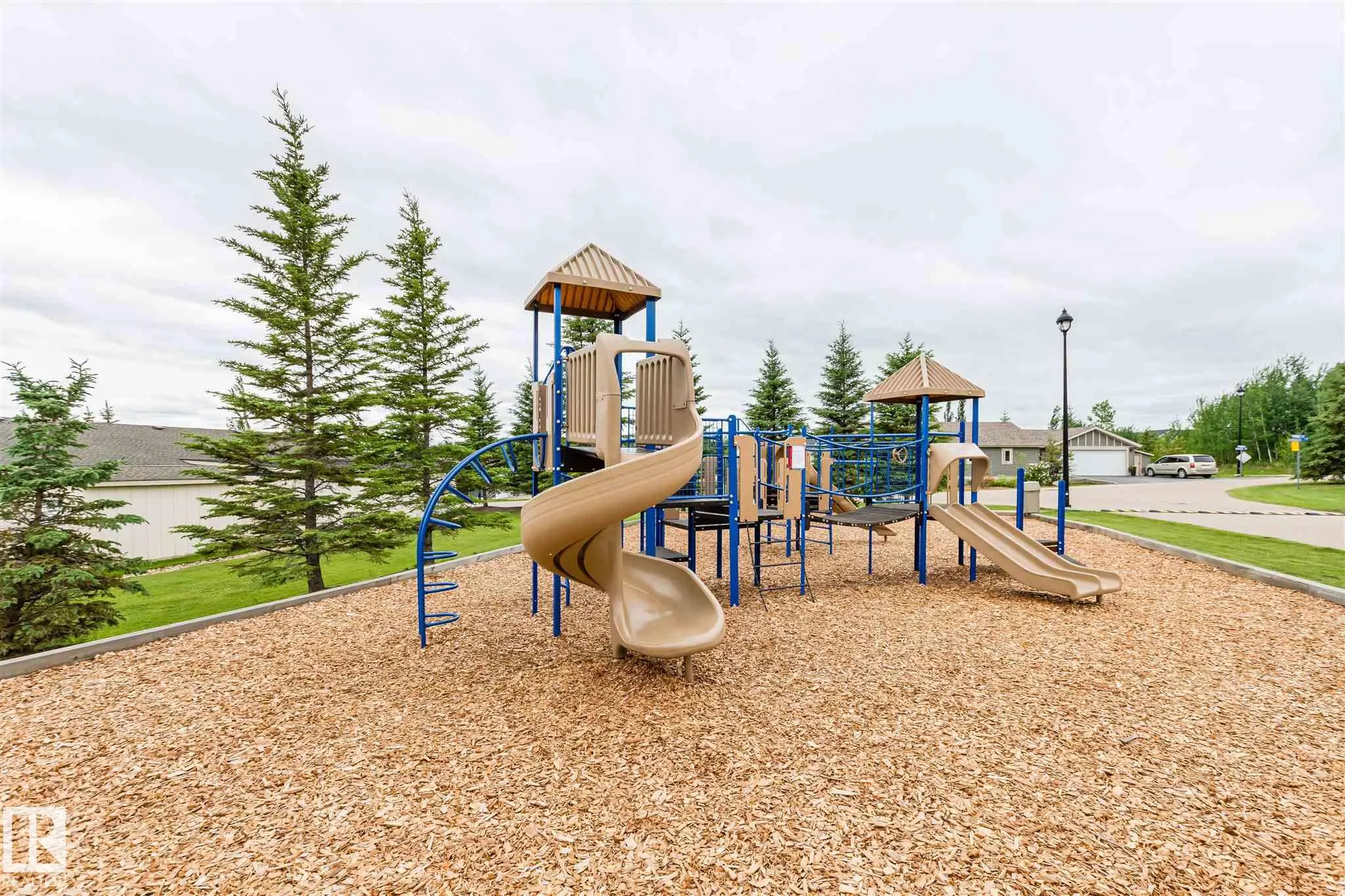 611 55101 STE ANNE TRAIL