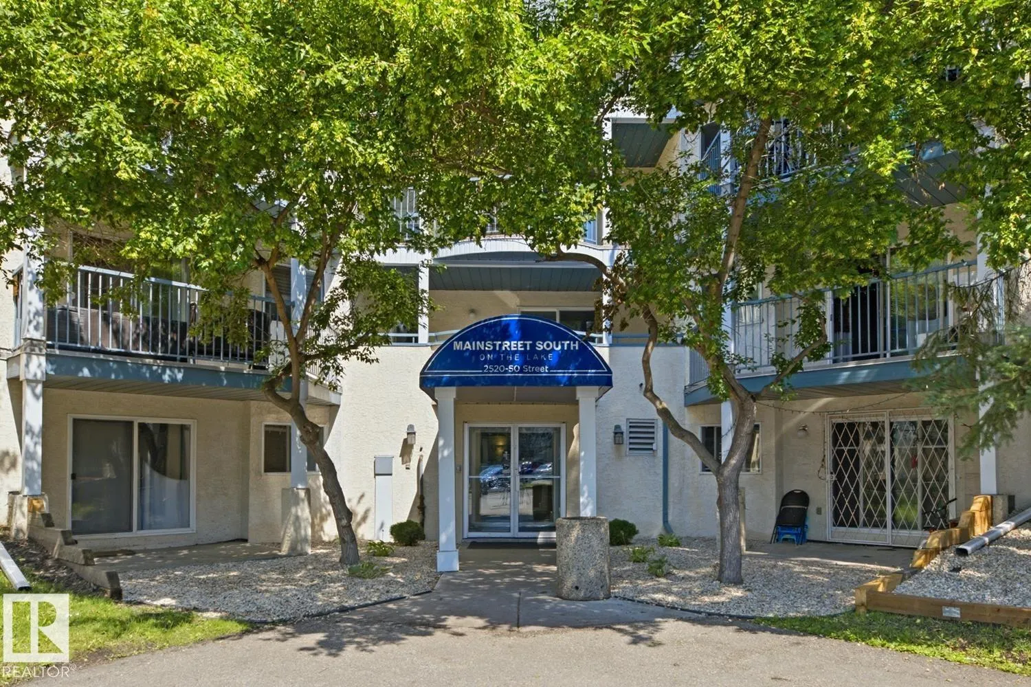 2520 50 Street