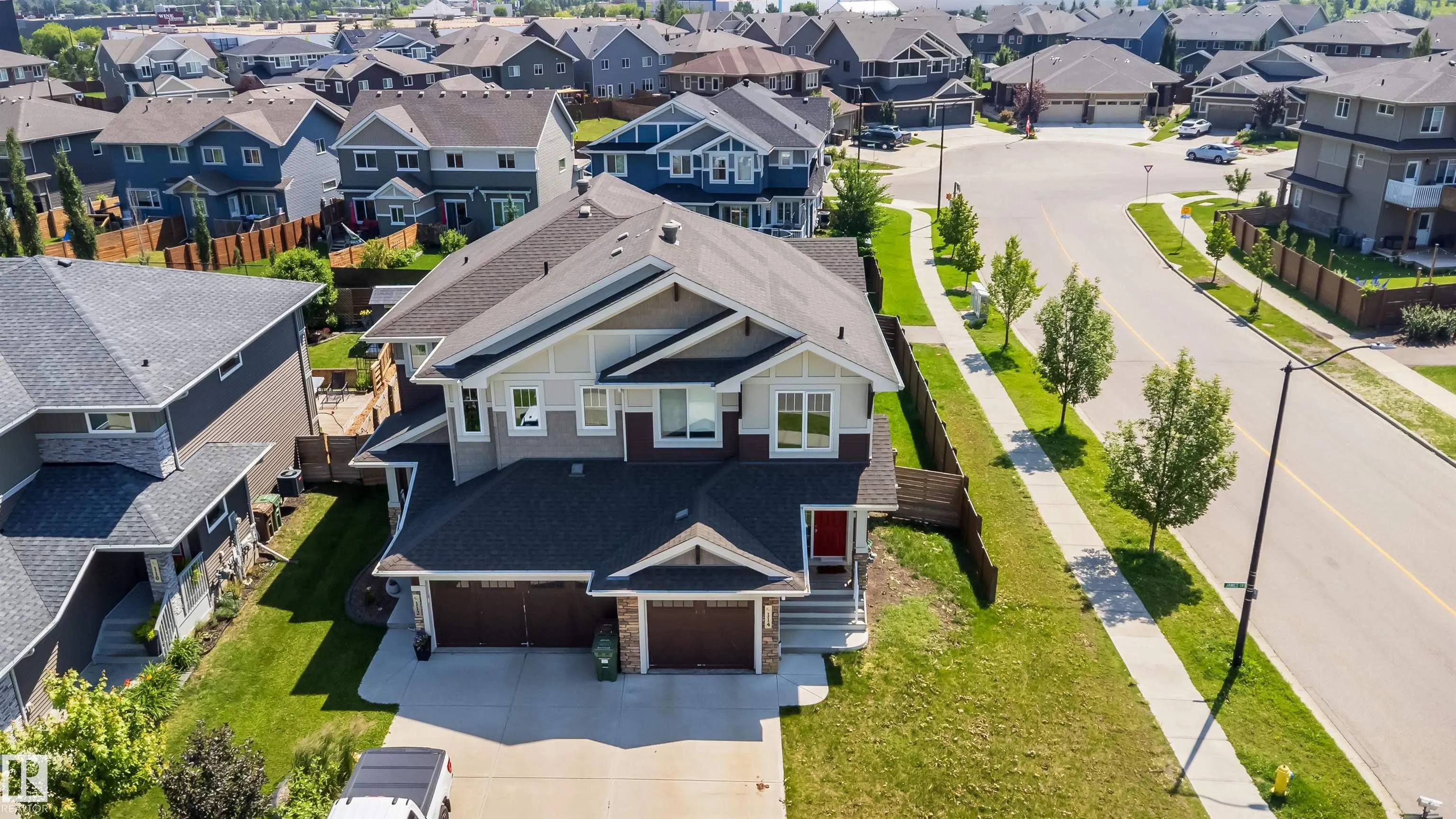 114 James Crescent