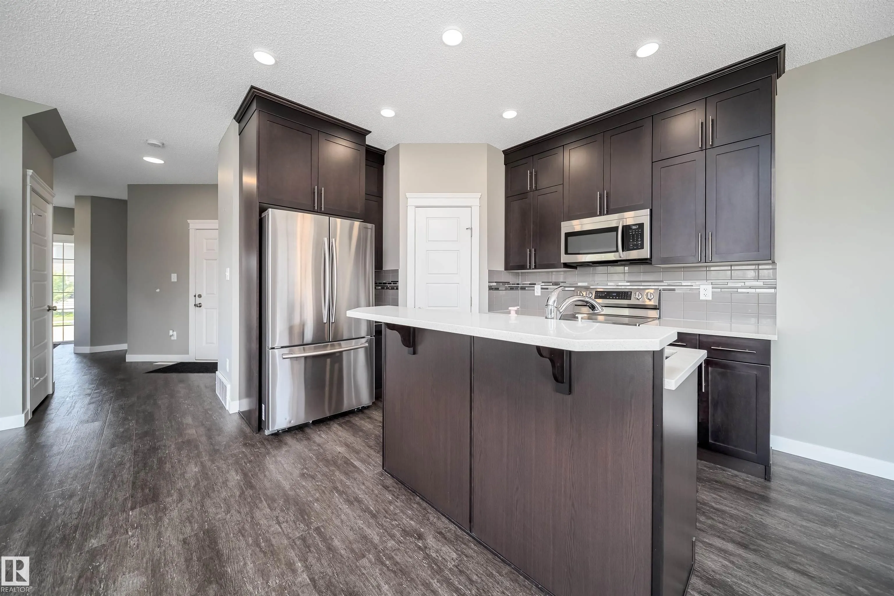 114 James Crescent