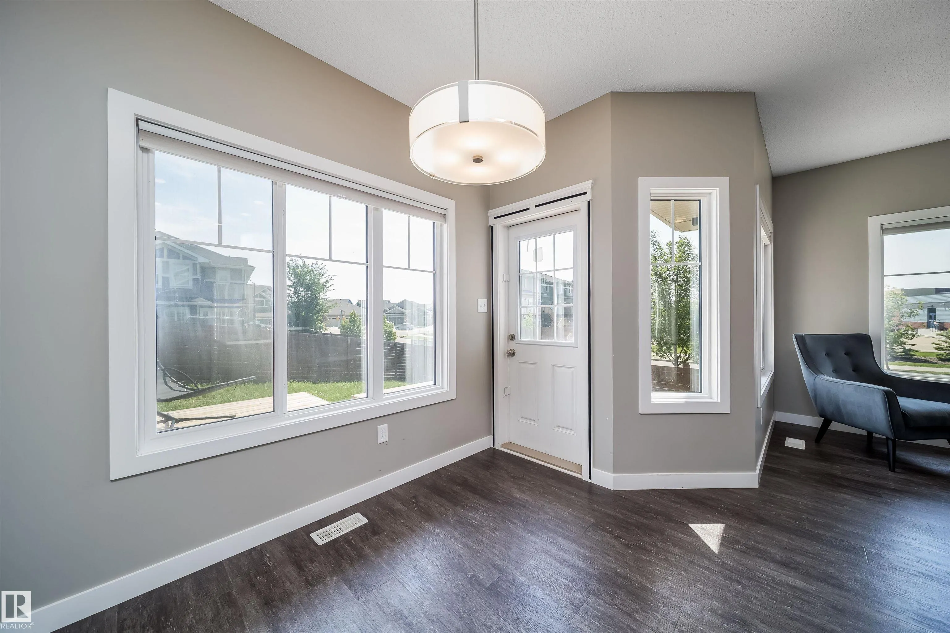 114 James Crescent