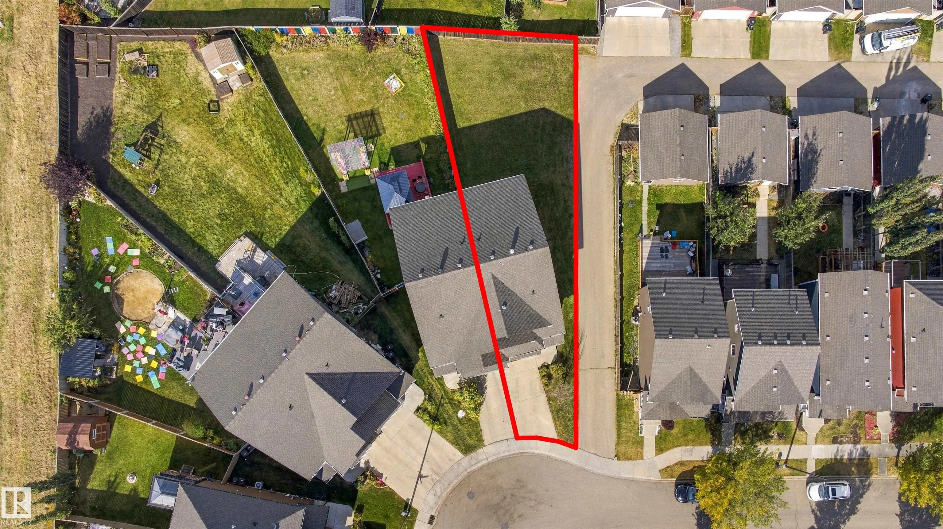 5604 CRABAPPLE Way