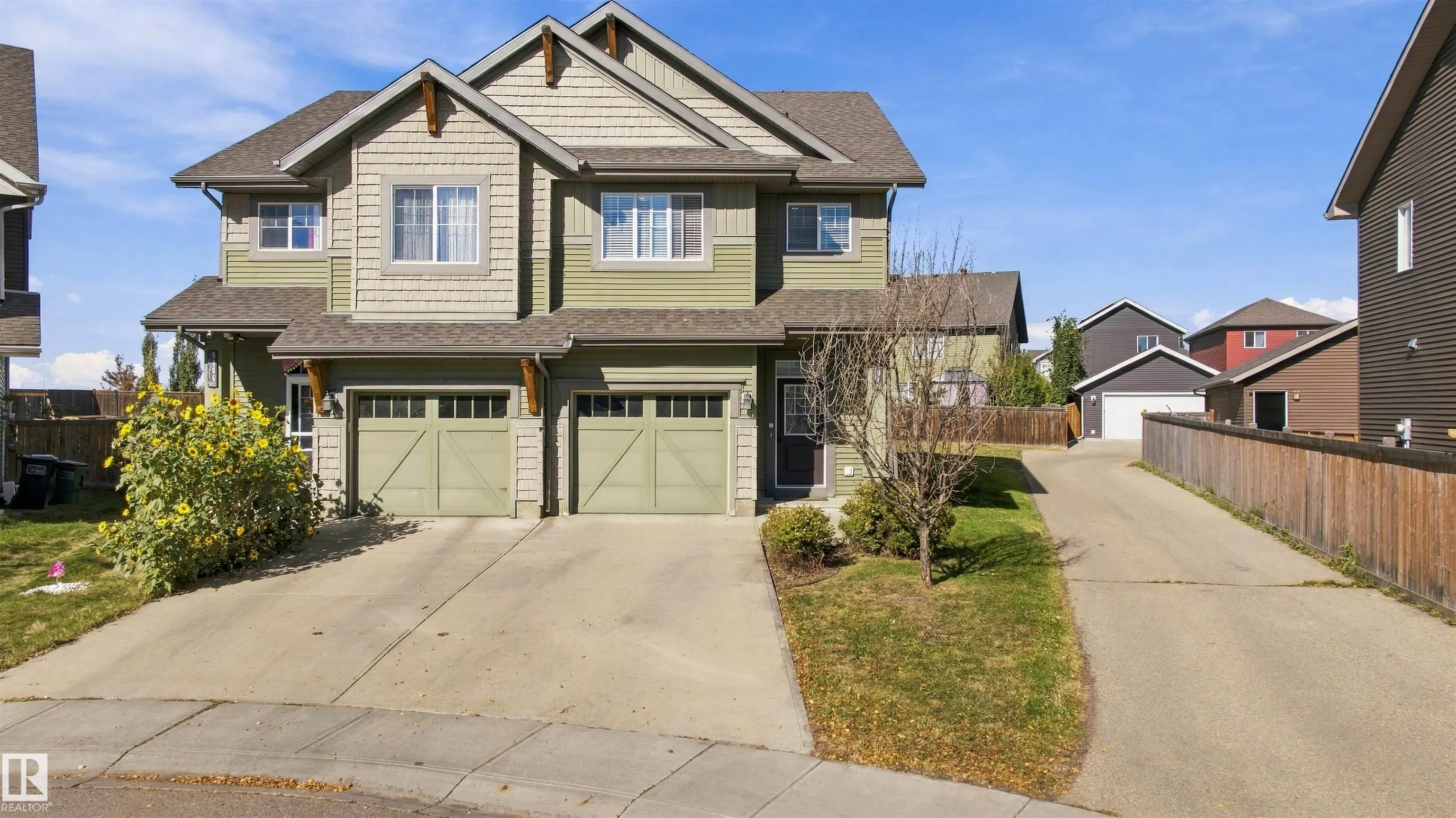 5604 CRABAPPLE Way