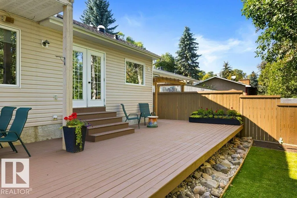 27 FAIR OAKS Drive