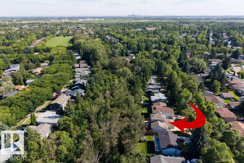 27 FAIR OAKS Drive