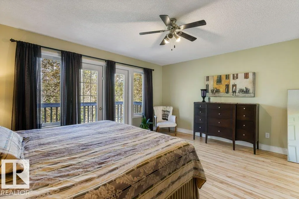 27 FAIR OAKS Drive