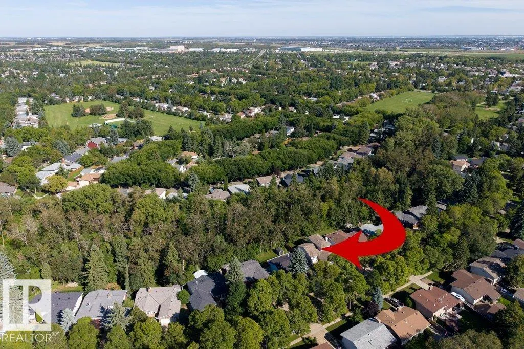 27 FAIR OAKS Drive