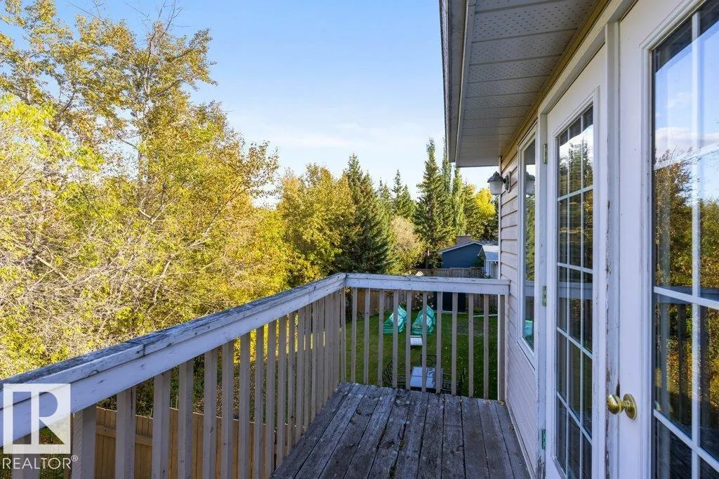27 FAIR OAKS Drive