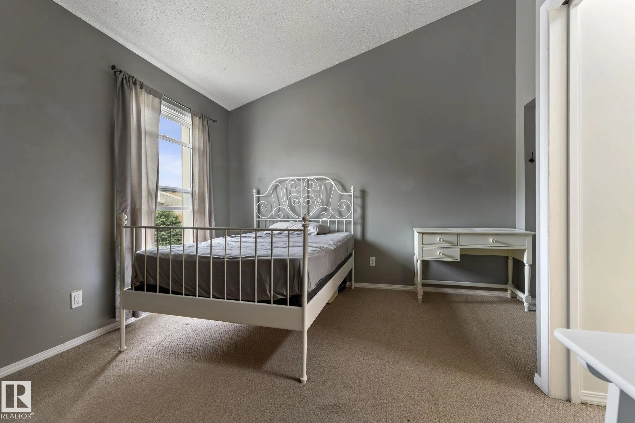 10 GRANDVIEW Ridge