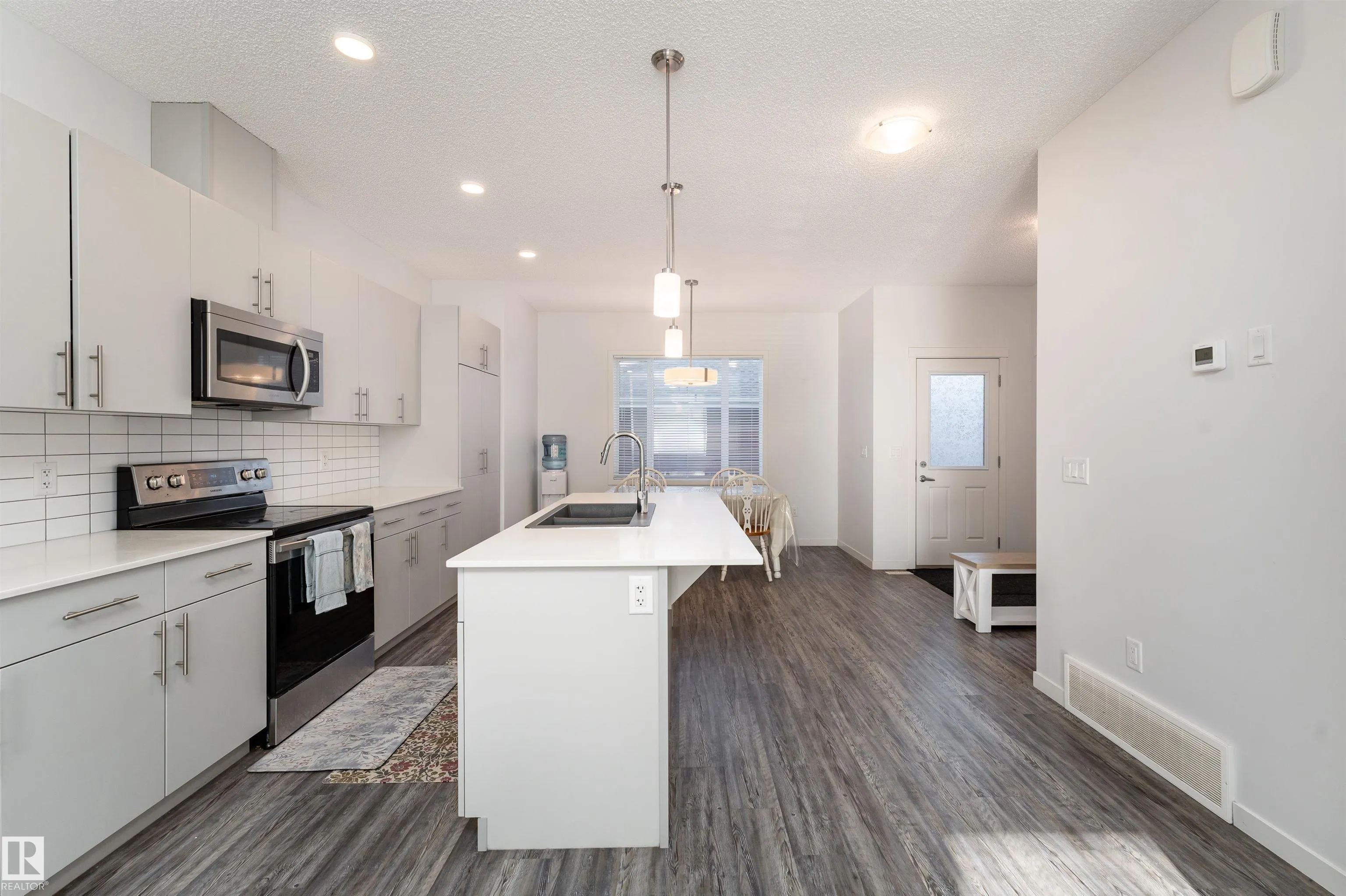 577 EBBERS Way