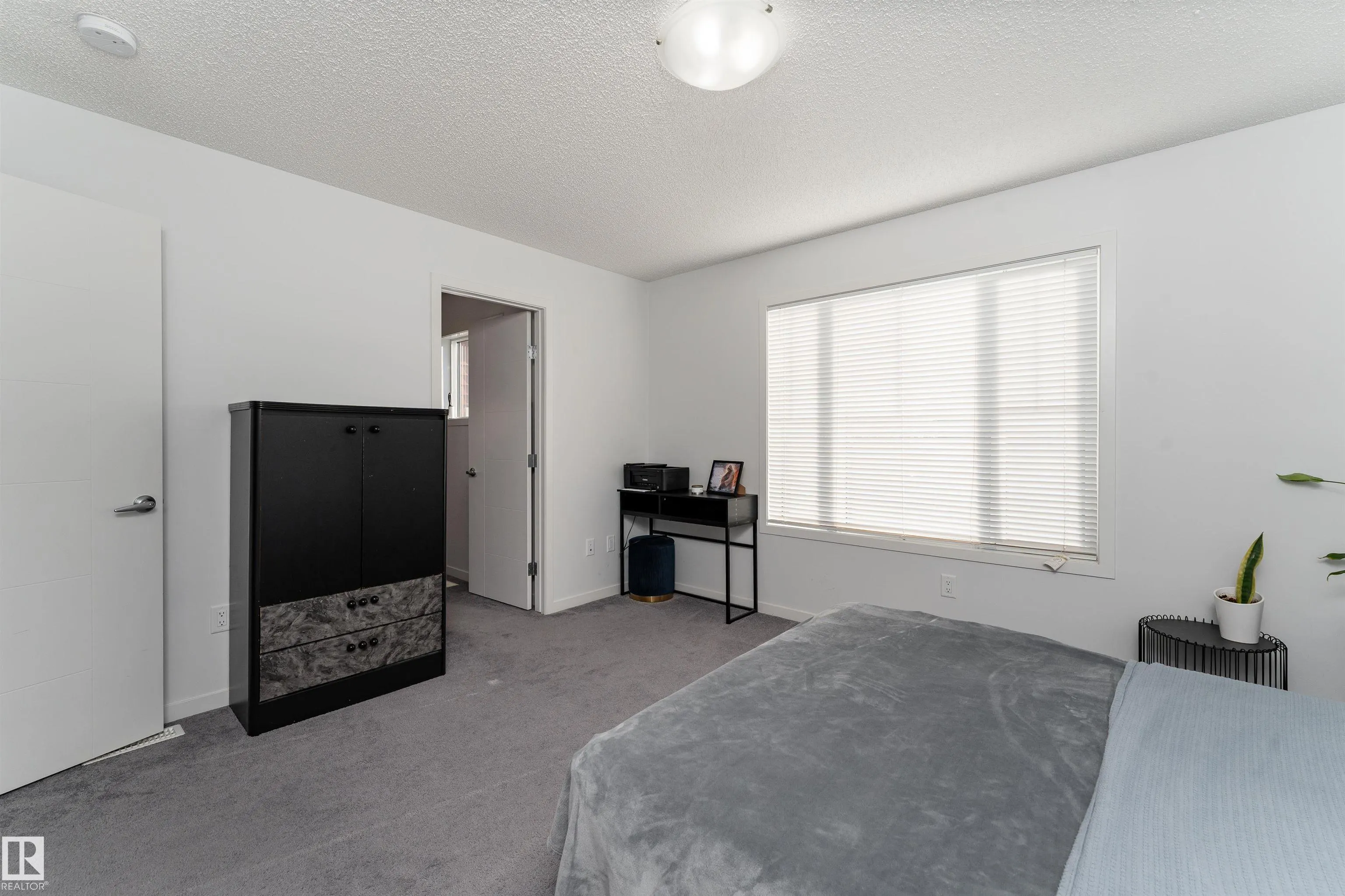 577 EBBERS Way