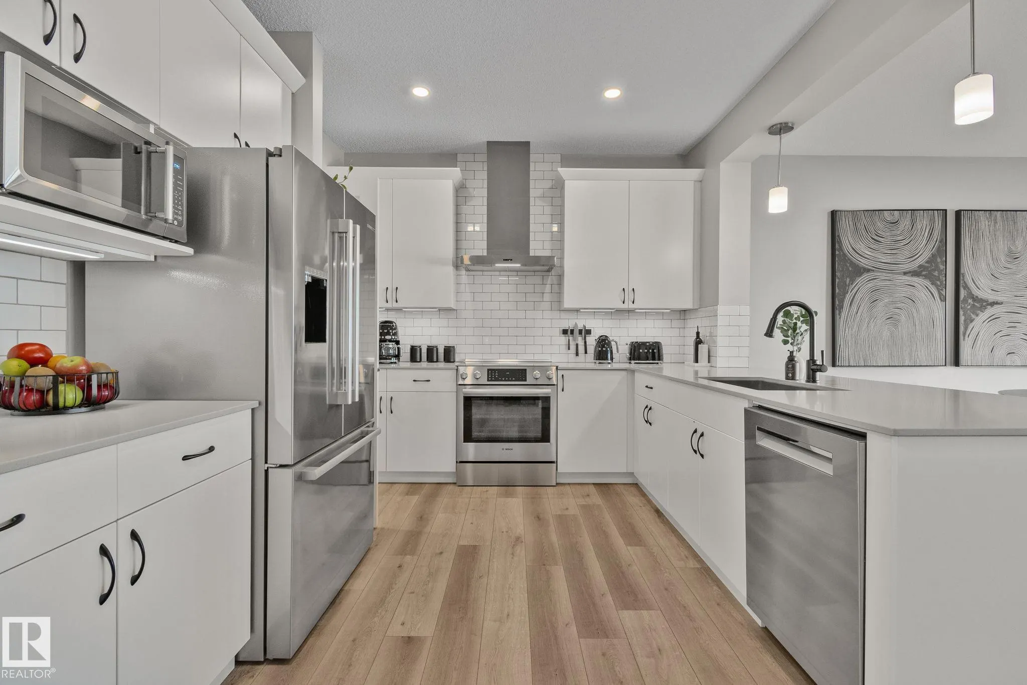 19 MEADOWBROOK Way