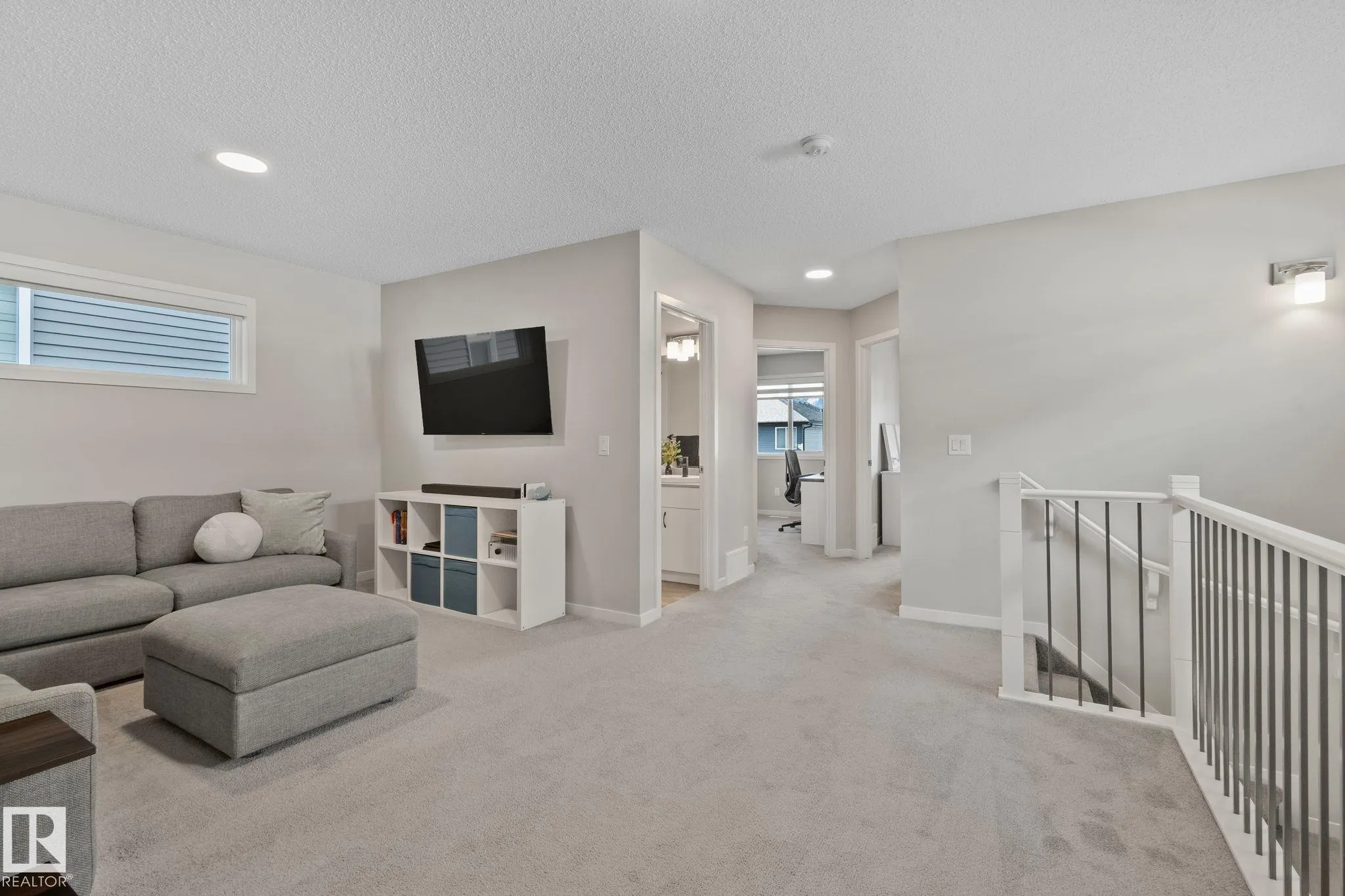 19 MEADOWBROOK Way
