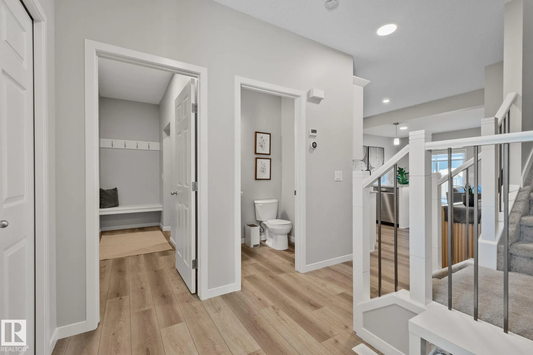 19 MEADOWBROOK Way