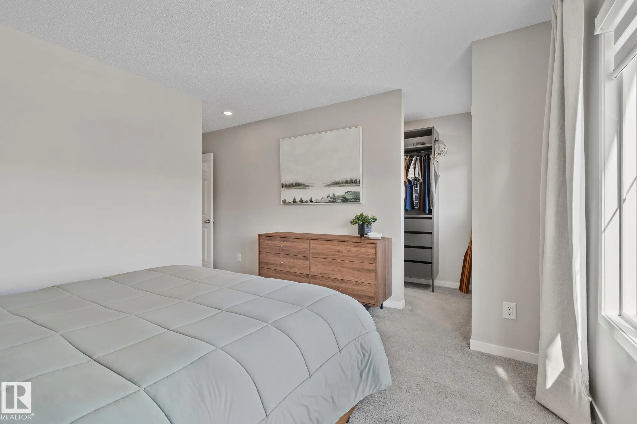 19 MEADOWBROOK Way