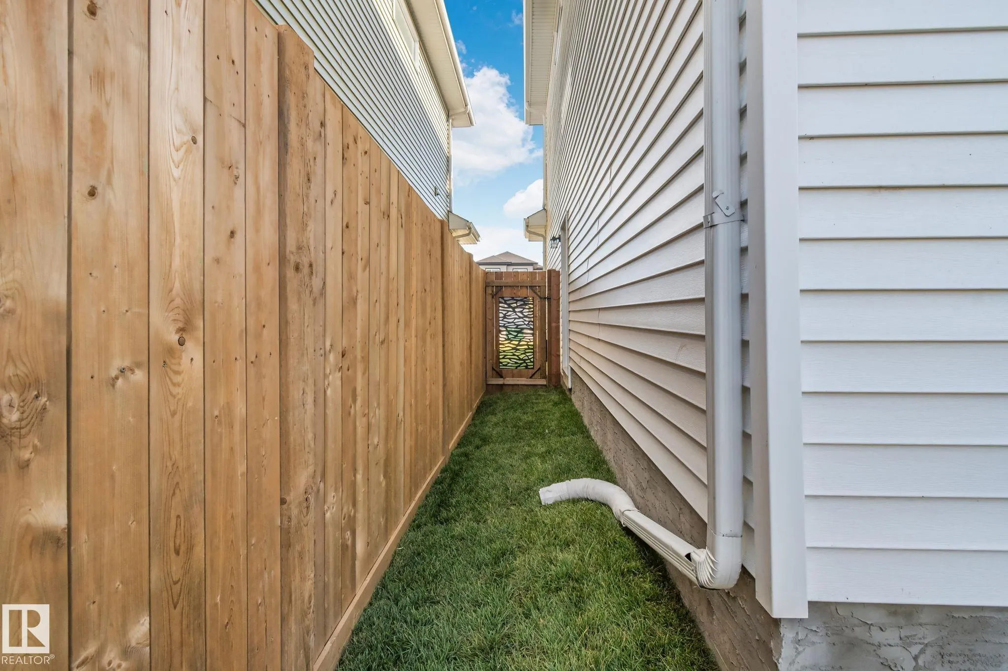 19 MEADOWBROOK Way