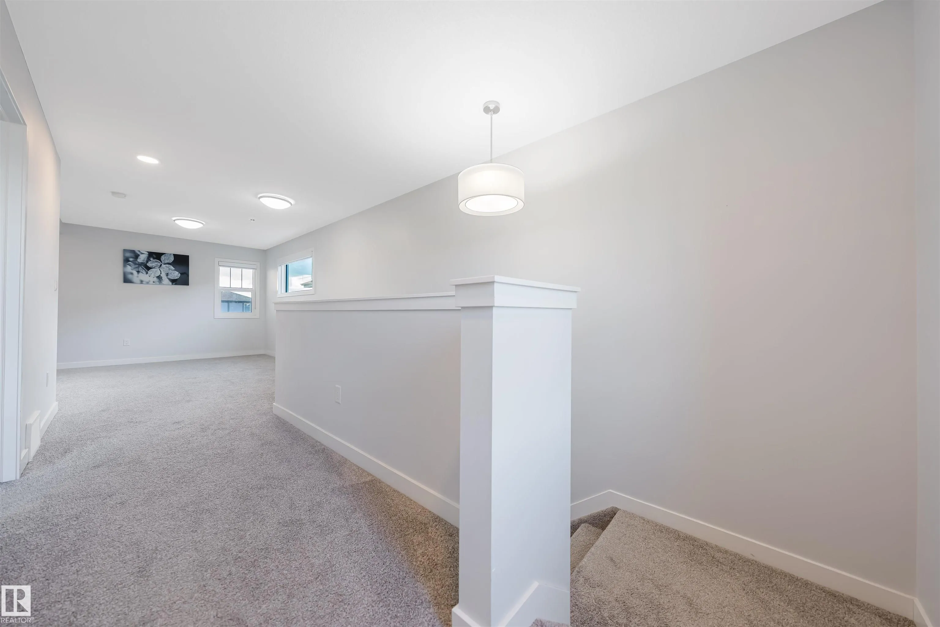 1583 PLUM CIRCLE Circle