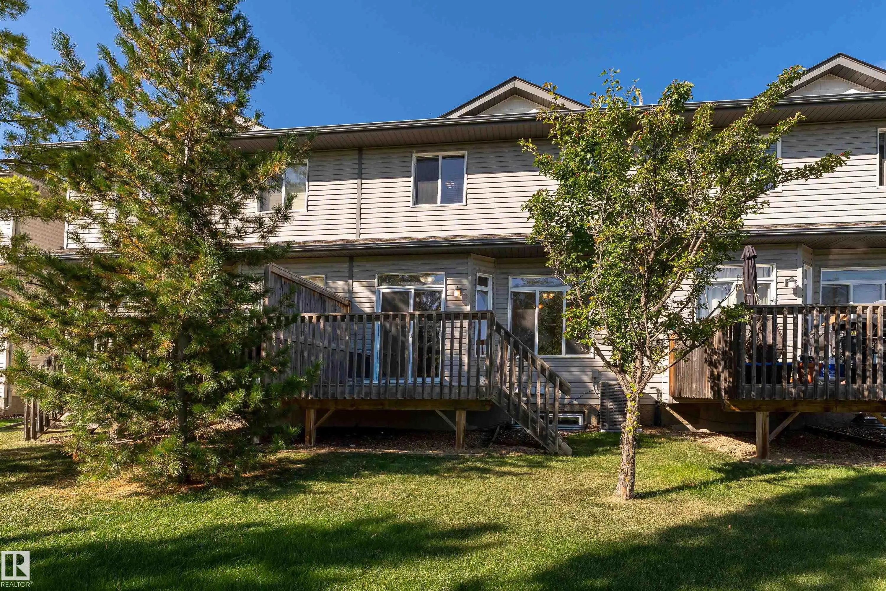 41 SUMMERWOOD Boulevard