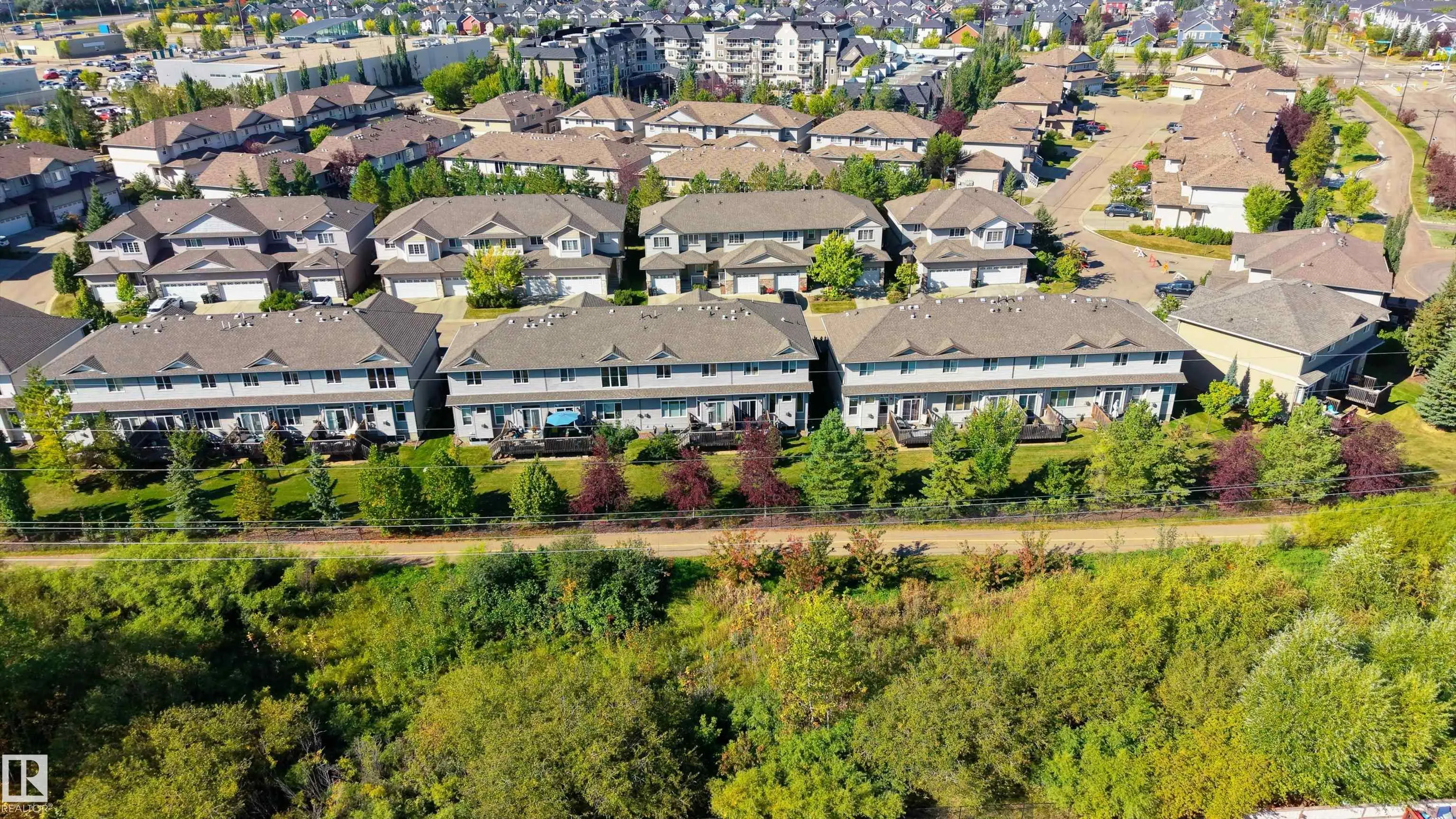 41 SUMMERWOOD Boulevard