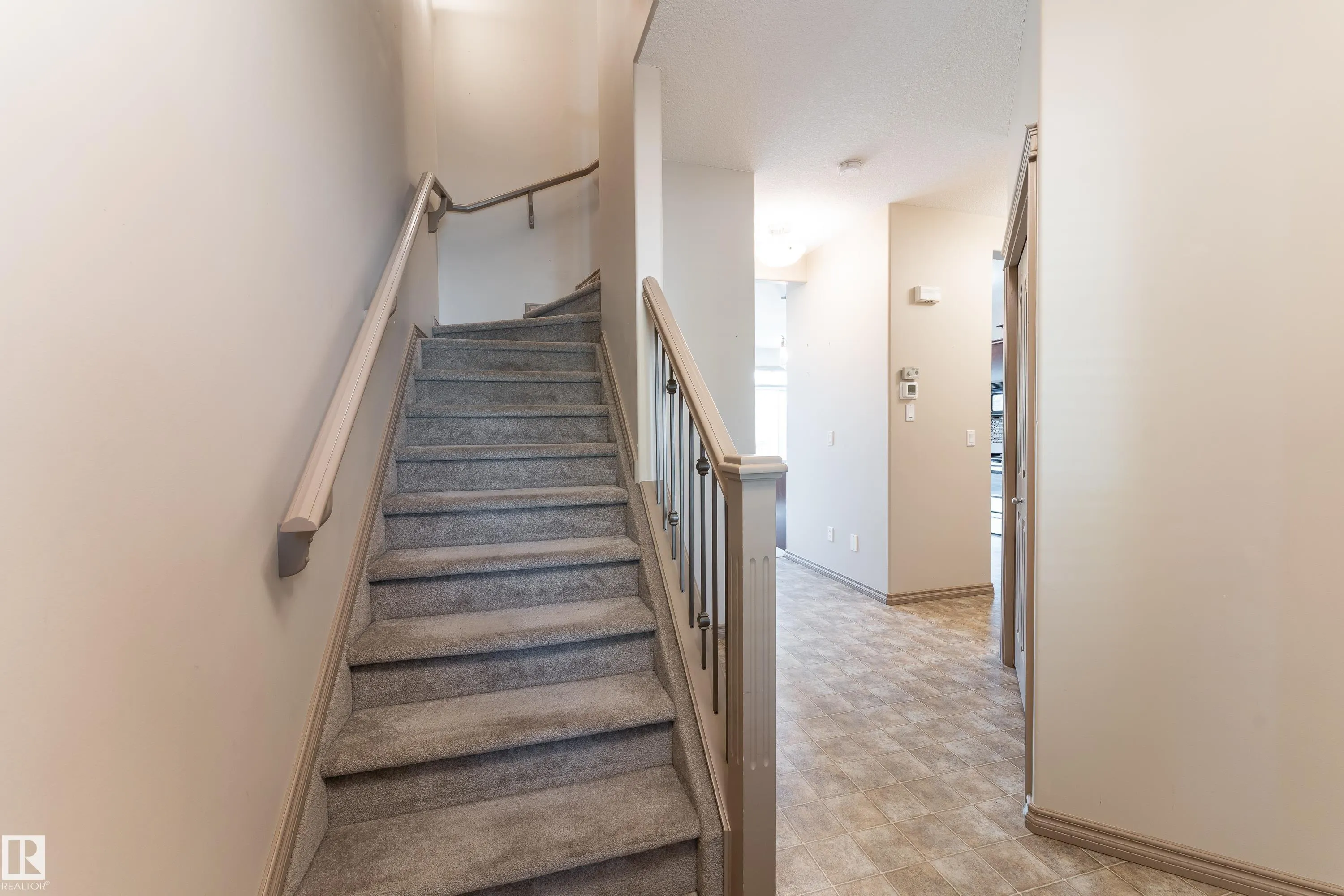 41 SUMMERWOOD Boulevard